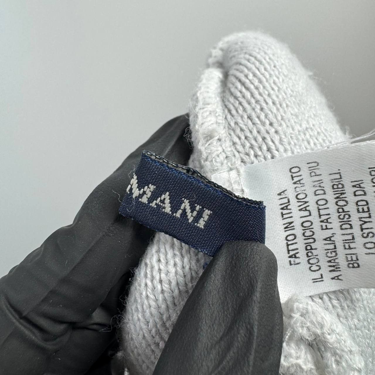 Armani Vintage Armani Knit Beanie Hat White Black Logo One Size Size ONE SIZE - 7 Thumbnail