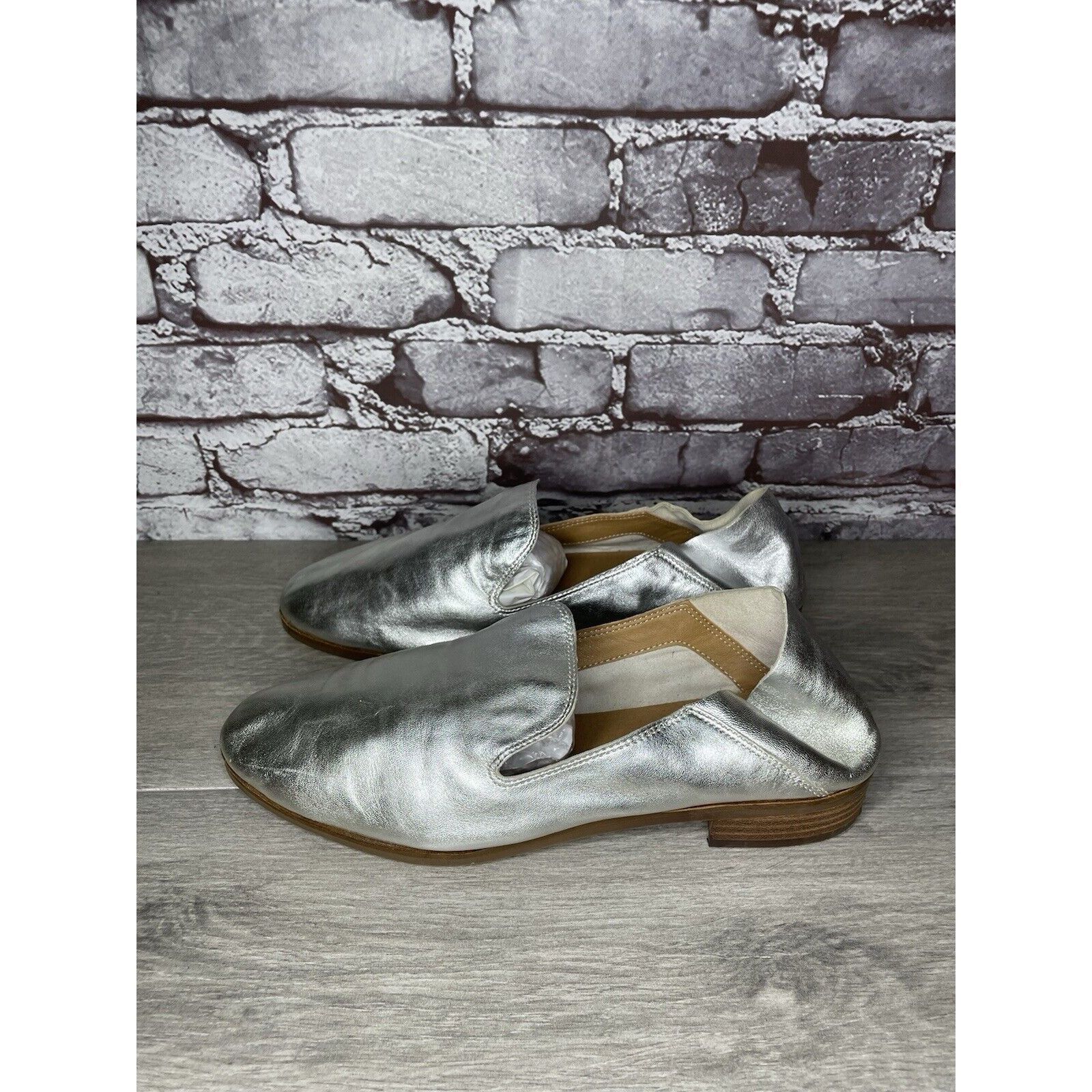 Lucky Brand Lucky Brand Metallic Silver Leather Slip On Loafers Flats Sh Size US 11 / IT 41 - 15 Thumbnail