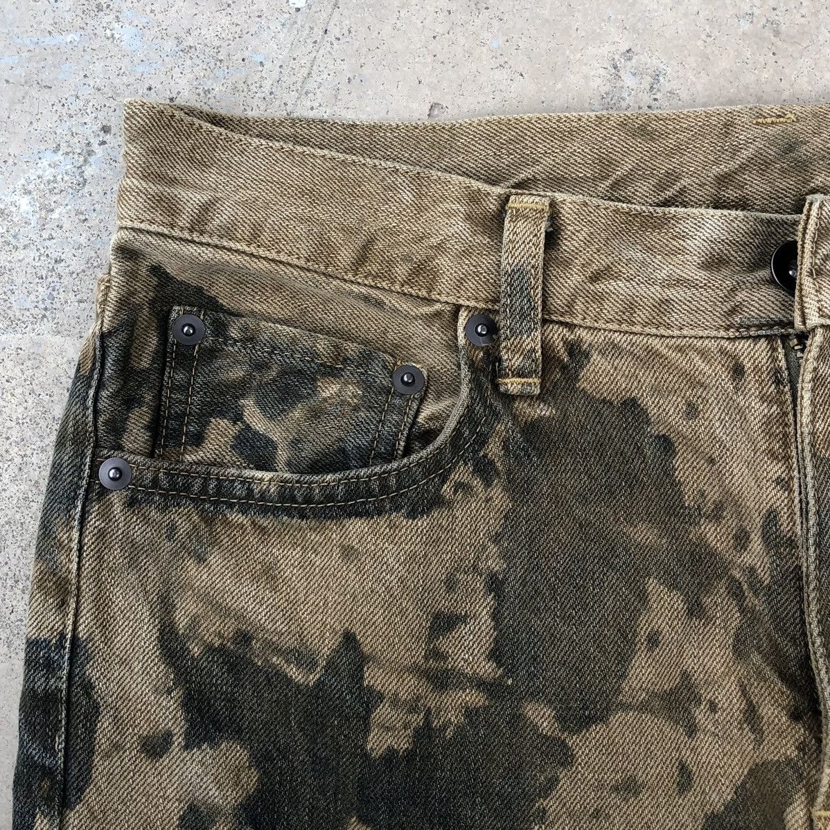 Uniqlo Uniqlo Tie Dye Denim Pant Size US 30 / EU 46 - 3 Thumbnail