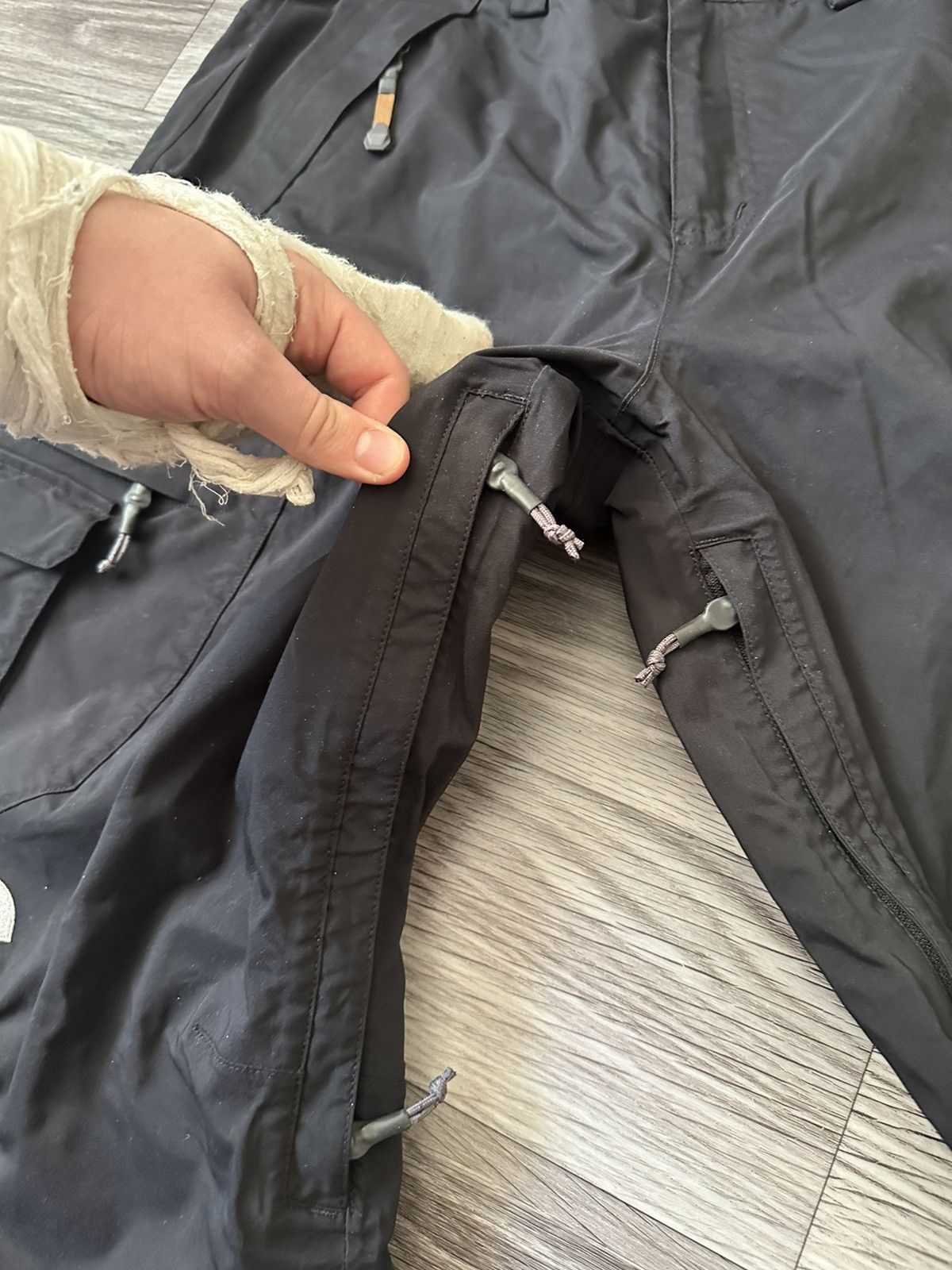 The North Face The North Face Black Recco HyVent Ski Pants Waterproof Size US 34 / EU 50 - 5 Thumbnail
