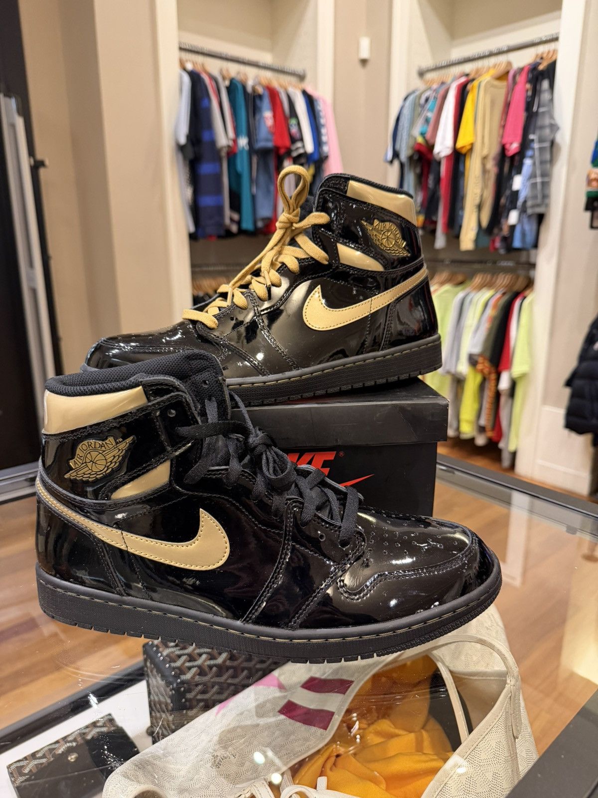 Jordan Brand Jordan 1 Retro ‘Black Metallic Gold (2020)’ Size US 12 / EU 45 - 3 Thumbnail