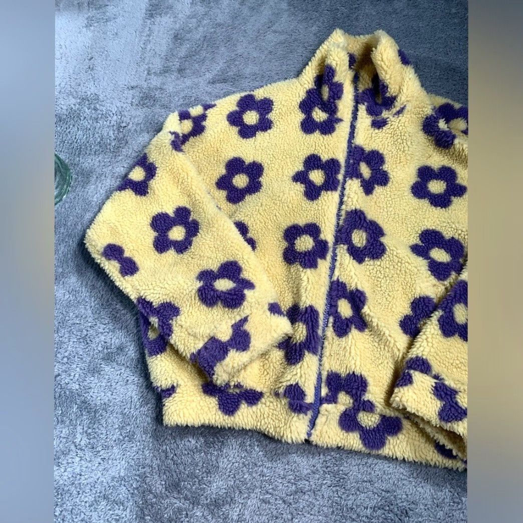 Vintage Pretty garbage Fleece Jacket Yellow Small Women S Purple Flowers Size S / US 4 / IT 40 - 2 Thumbnail