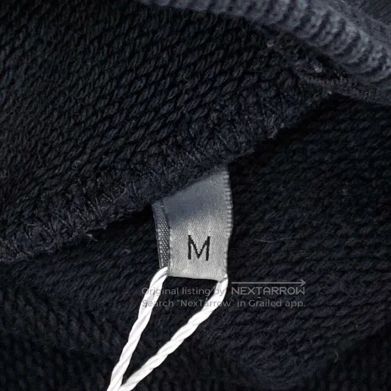 Dior Dior Black bee embroidered cotton round-neck long-sleeved Size US M / EU 48-50 / 2 - 6 Thumbnail