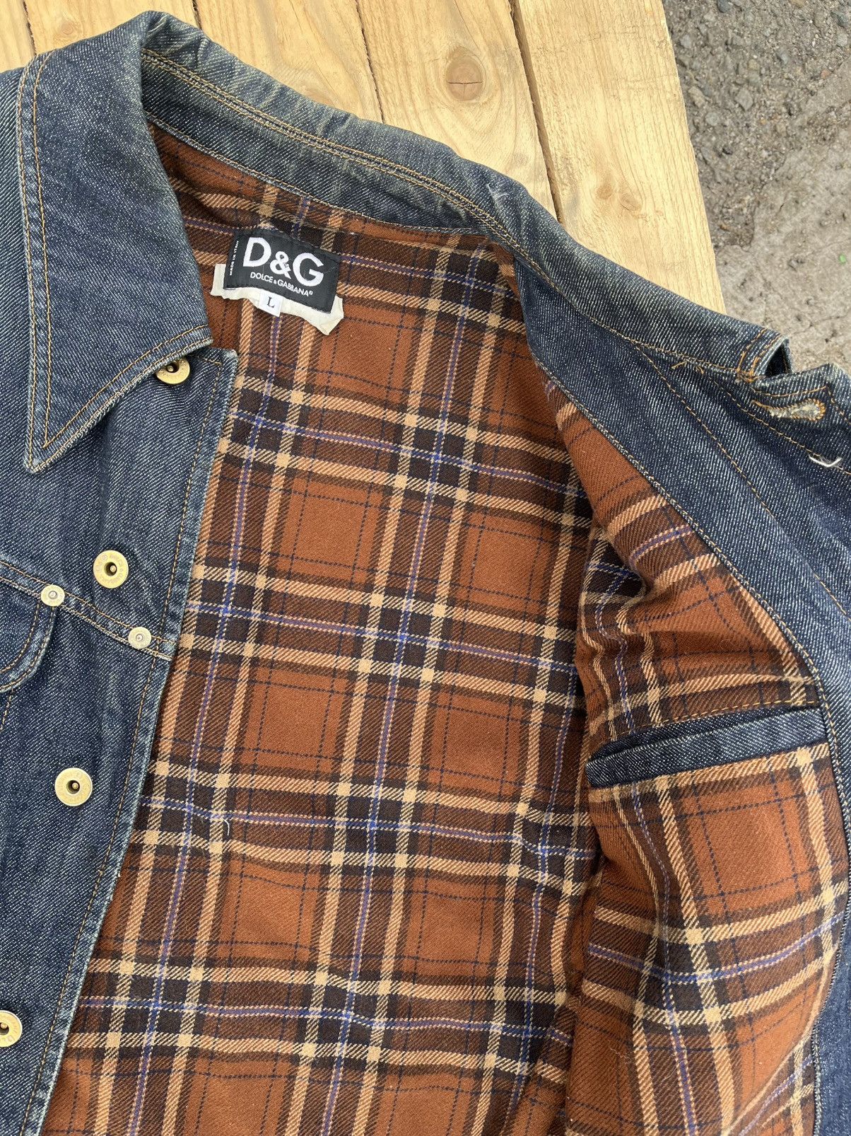 Dolce & Gabbana × Vintage VINTAGE DOLCE QUILTED RIVET DENIM JACKET Size US L / EU 52-54 / 3 - 5 Thumbnail