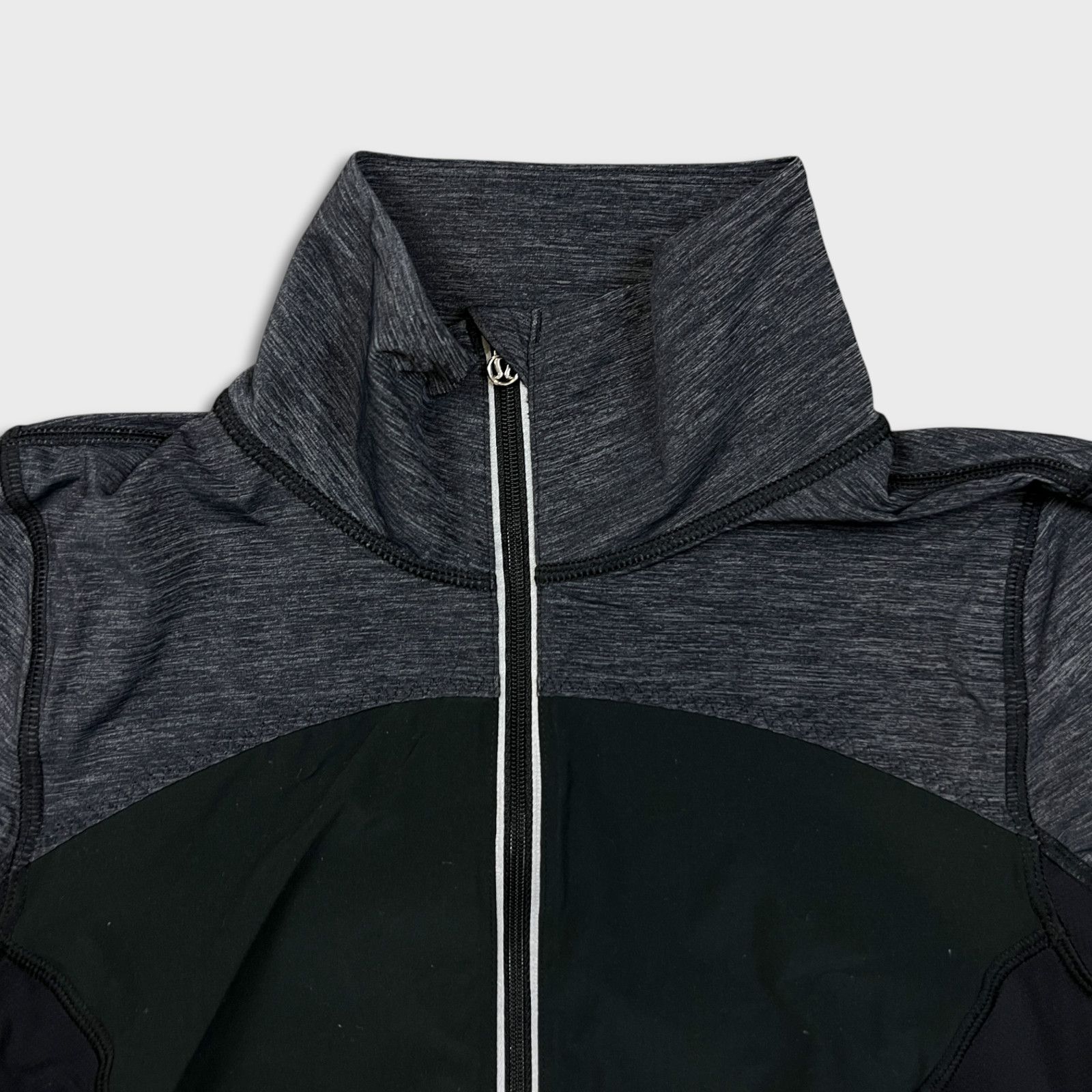 Lululemon Lululemon Sun Runner Hybrid Pullover 1/2 Zip Sports Jacket Size M / US 6-8 / IT 42-44 - 2 Thumbnail