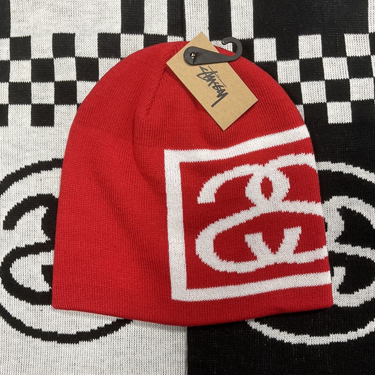 Red stussy beanie clearance