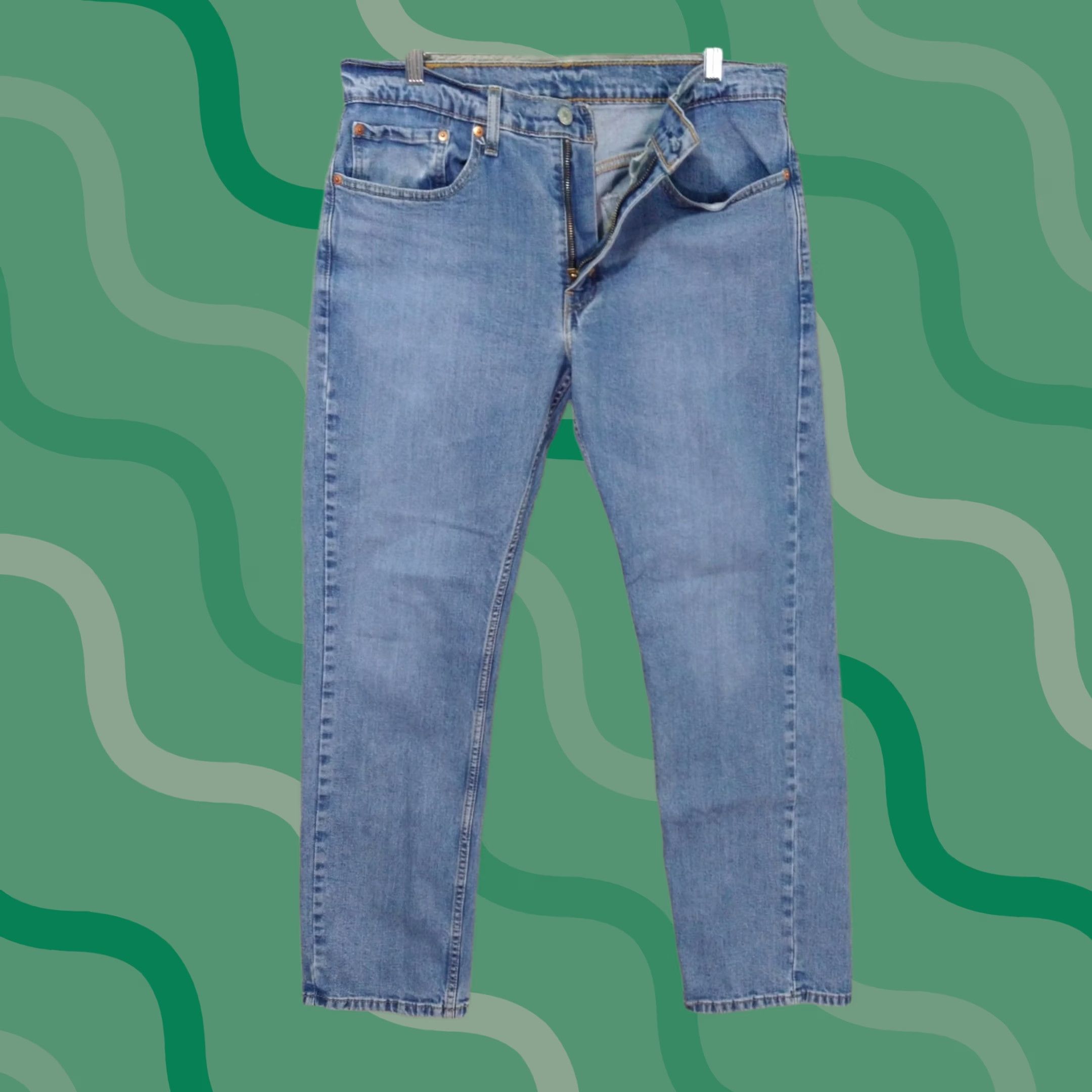 Levi's Levis 559 Jeans Mens 34x32 Blue Denim Relaxed Straight Leg Medium Wash Jeans Size US 34 / EU 50 - 1 Thumbnail