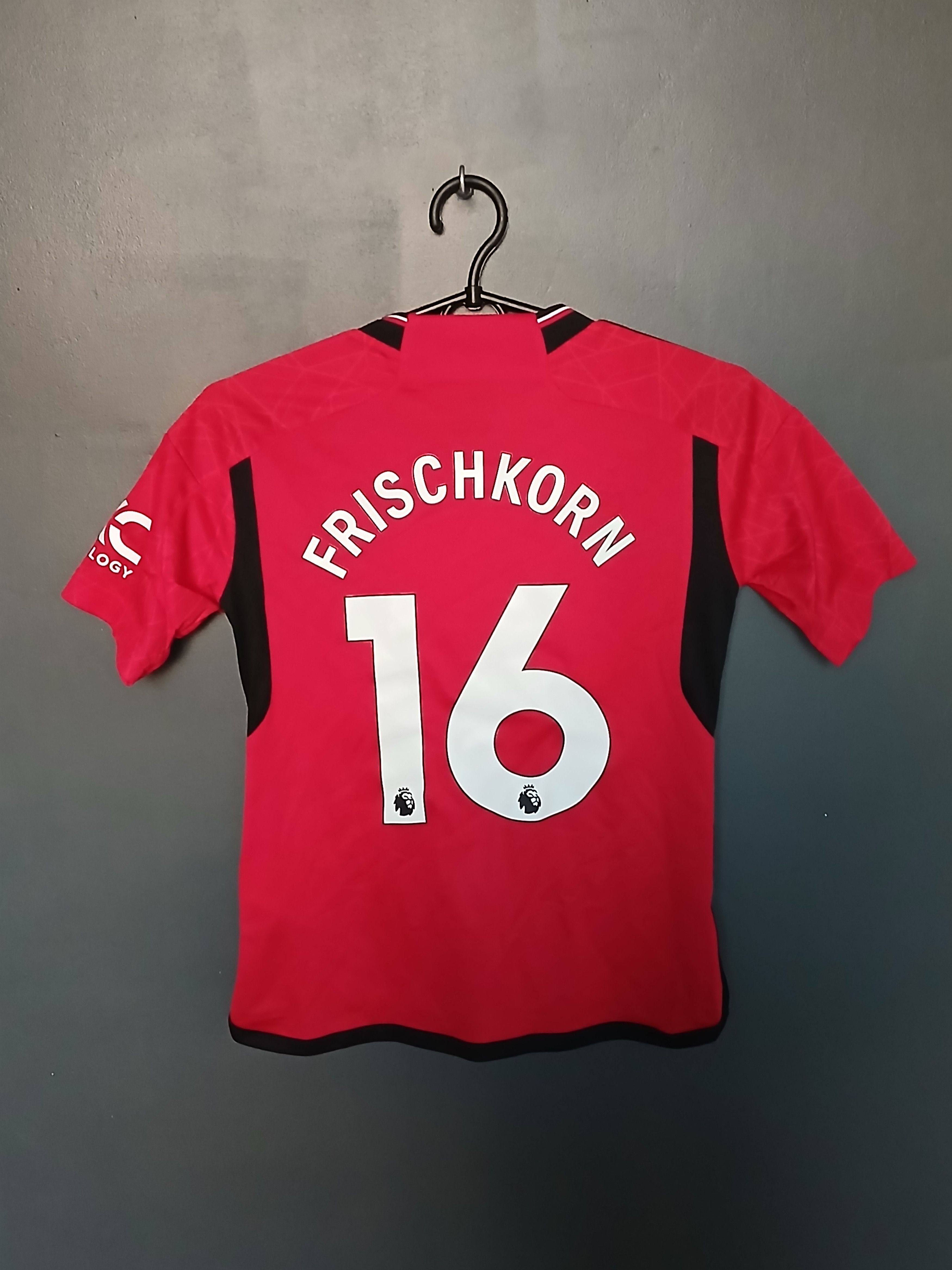 Adidas KIDS Manchester United 23/24 Home Football Jersey T-Shirt Size US S / EU 44-46 / 1 - 2 Thumbnail