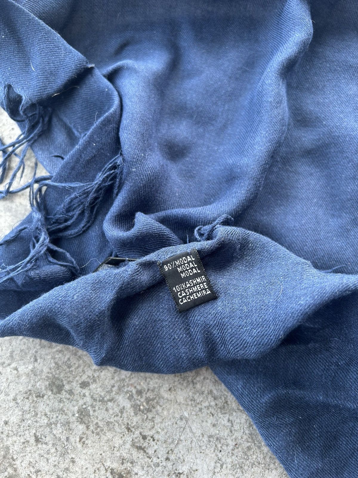 Balmain Balmain Homme AW11 Decarnin Wolf Scarf Size ONE SIZE - 6 Thumbnail