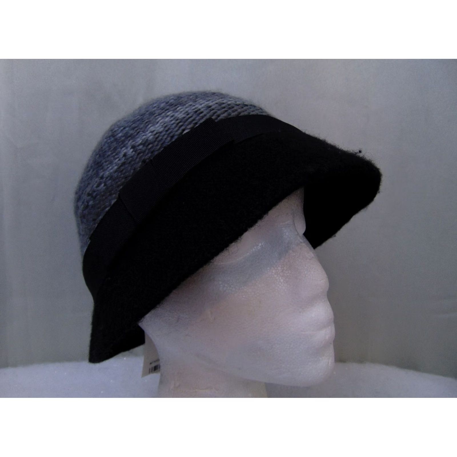 Vintage August Accessories Cloche Hat Knit One Size Gray Asymmetrical Womens Size ONE SIZE - 2 Thumbnail