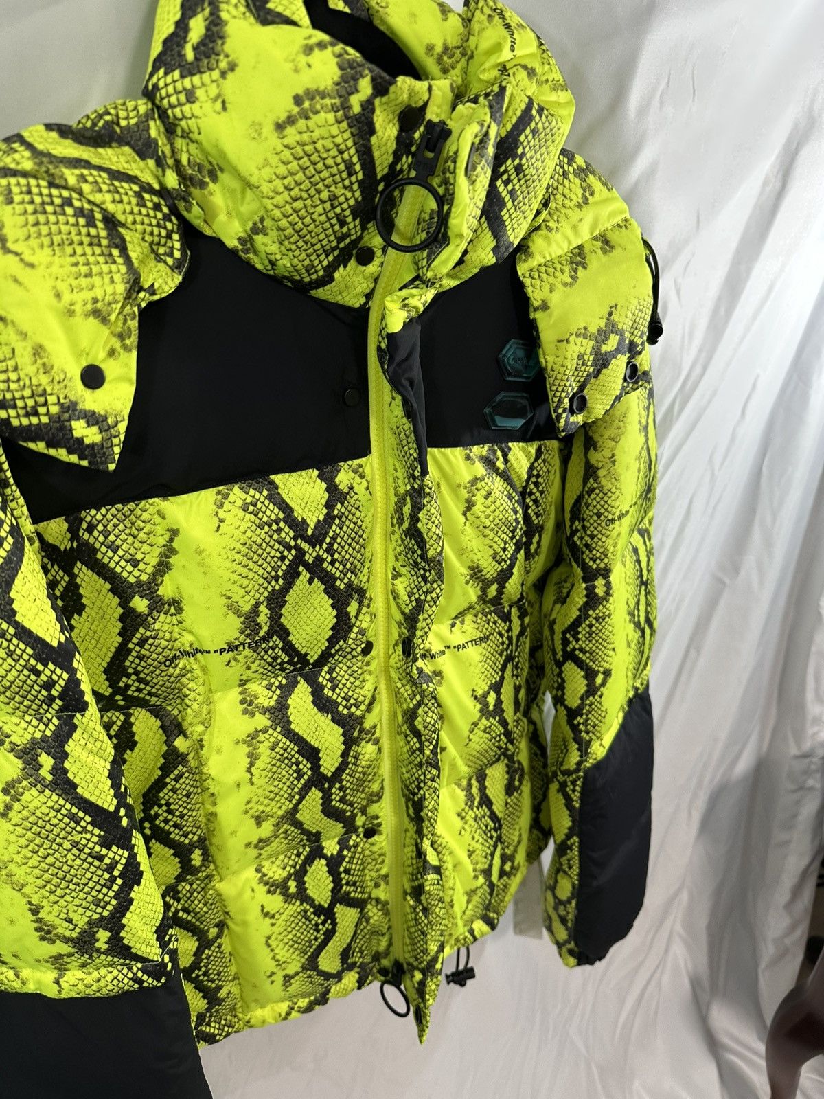 Off-White Off white snakeskin jacket Size US XS / EU 42 / 0 - 13 Thumbnail