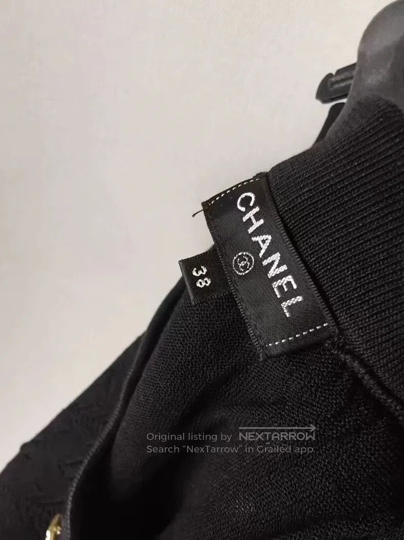 Chanel Chanel Black Knit Skirt Size 38. Size US 38 / EU 54 - 2 Thumbnail