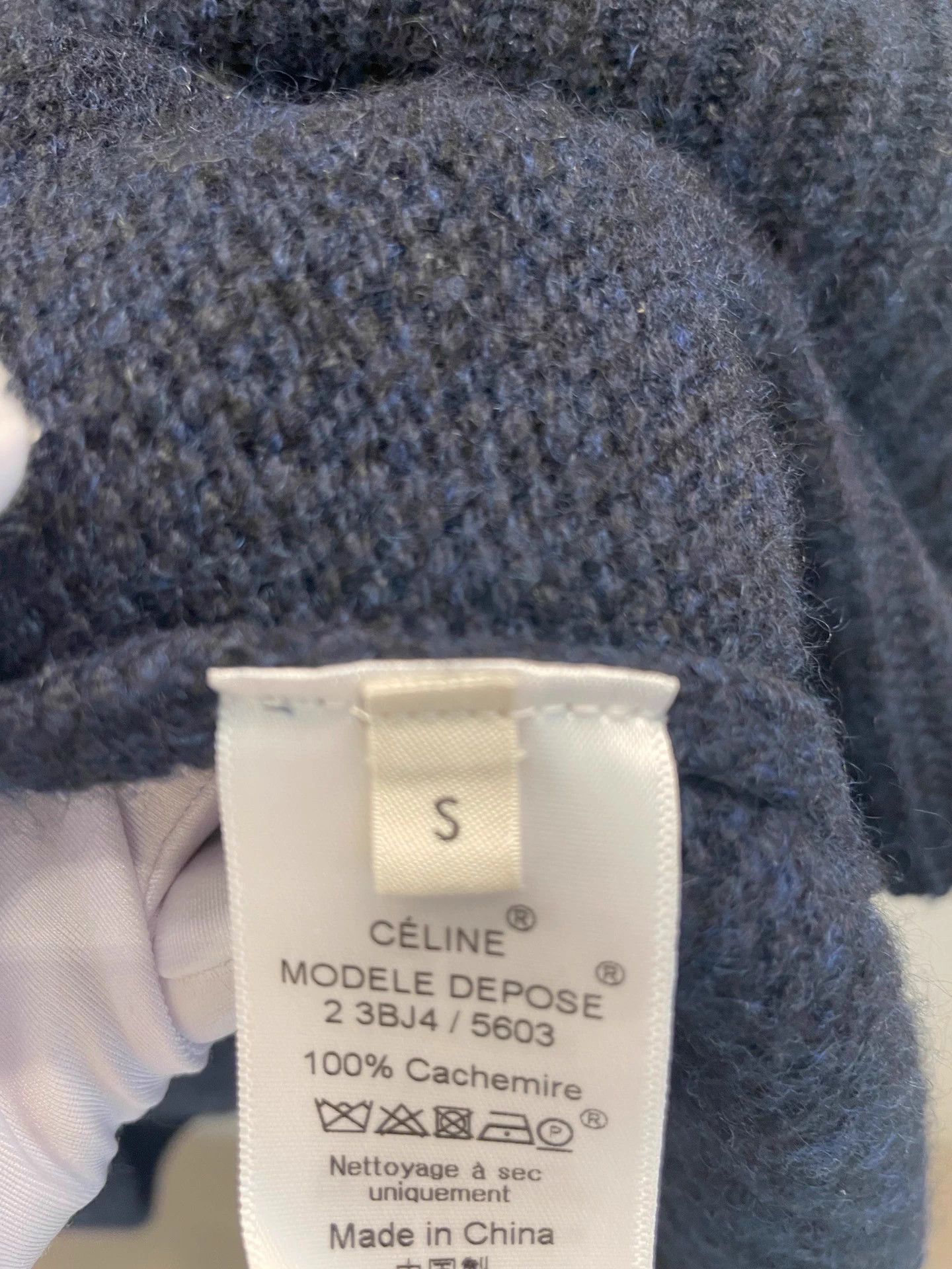 Celine Celine Black Cashmere Sweater Size S Size S / US 4 / IT 40 - 4 Thumbnail