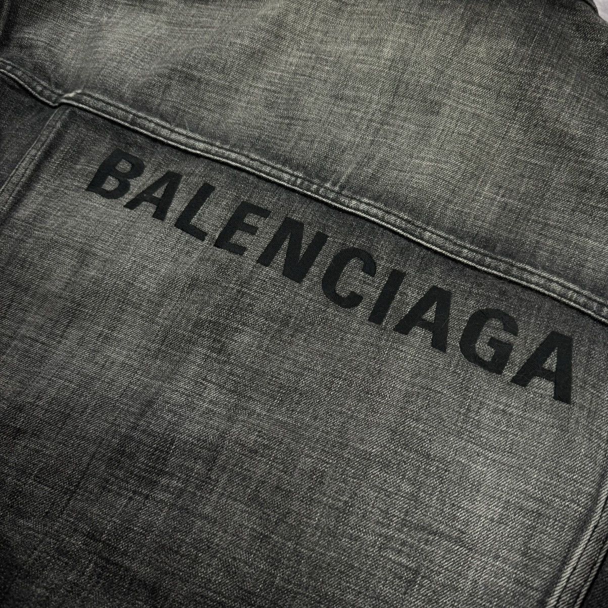 Balenciaga Balenciaga Jeans Jacket Oversized Size US L / EU 52-54 / 3 - 9 Thumbnail