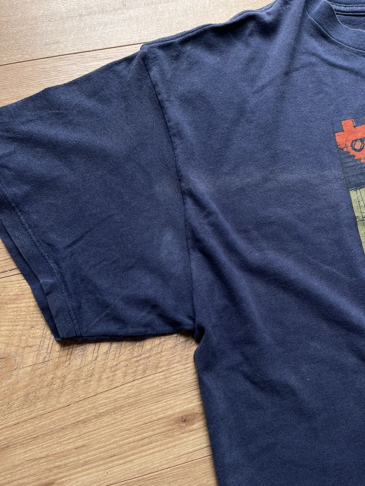 Nike 90’s NIKE BASKETBALL FADED BIG LOGO TEE Y2K SWOOSH RETRO Size US L / EU 52-54 / 3 - 9 Thumbnail