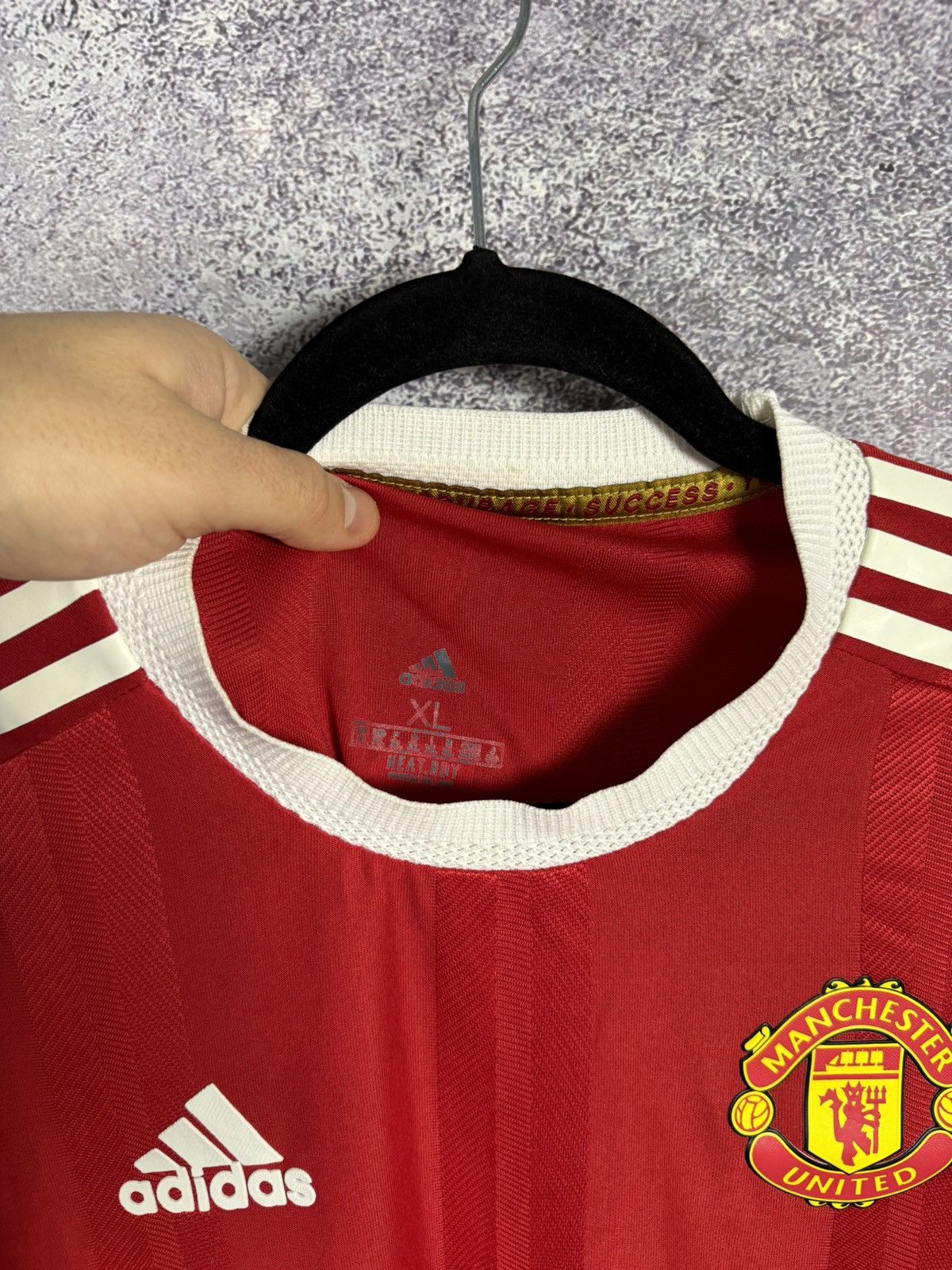 Adidas × Vintage R.VARANE Vintage Manchester United 2021/22 Adidas Jersey XL Size US XL / EU 56 / 4 - 9 Thumbnail