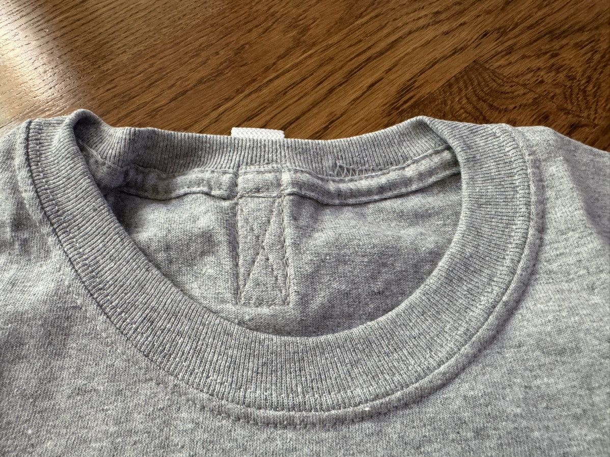 Advisory Board Crystals Medium ABC NCAAP BLM Ugly World Tee Gray Shirt 123. Size US S / EU 44-46 / 1 - 13 Thumbnail