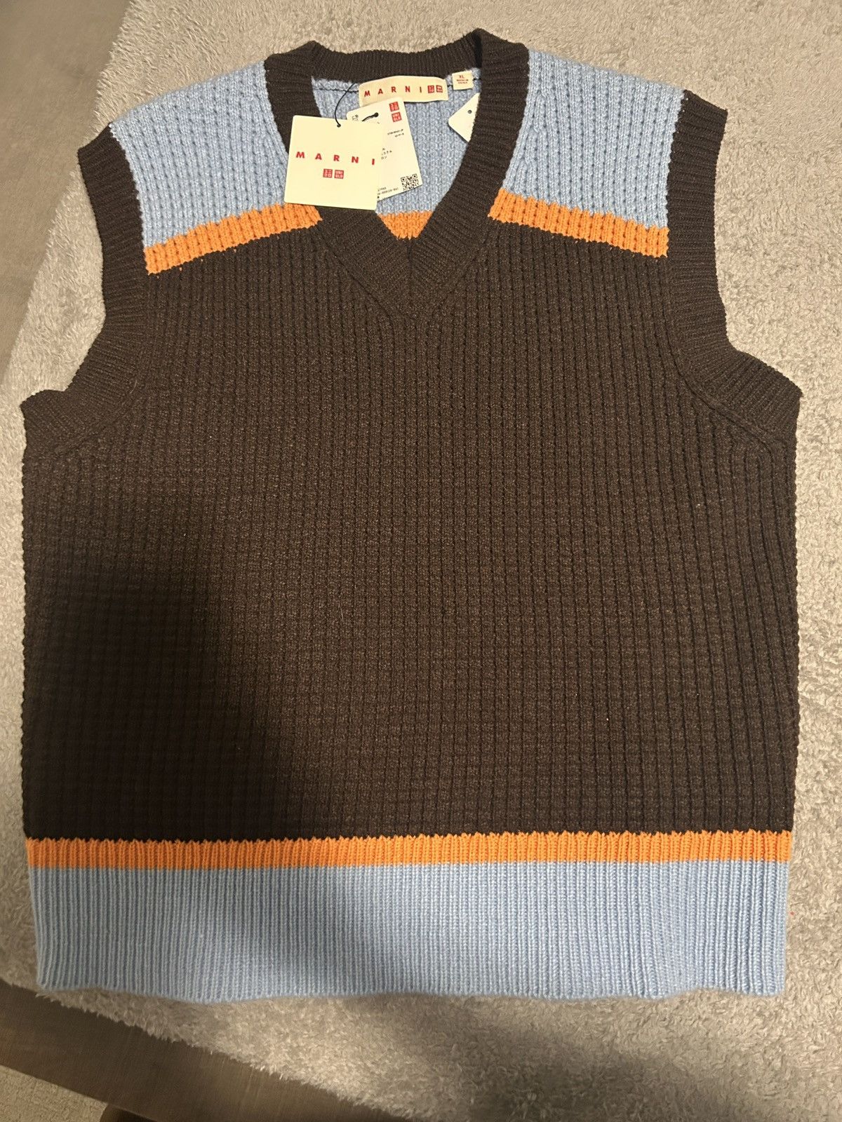 Marni × Uniqlo Marni x Uniqlo knit vest Size US L / EU 52-54 / 3 - 1 Thumbnail