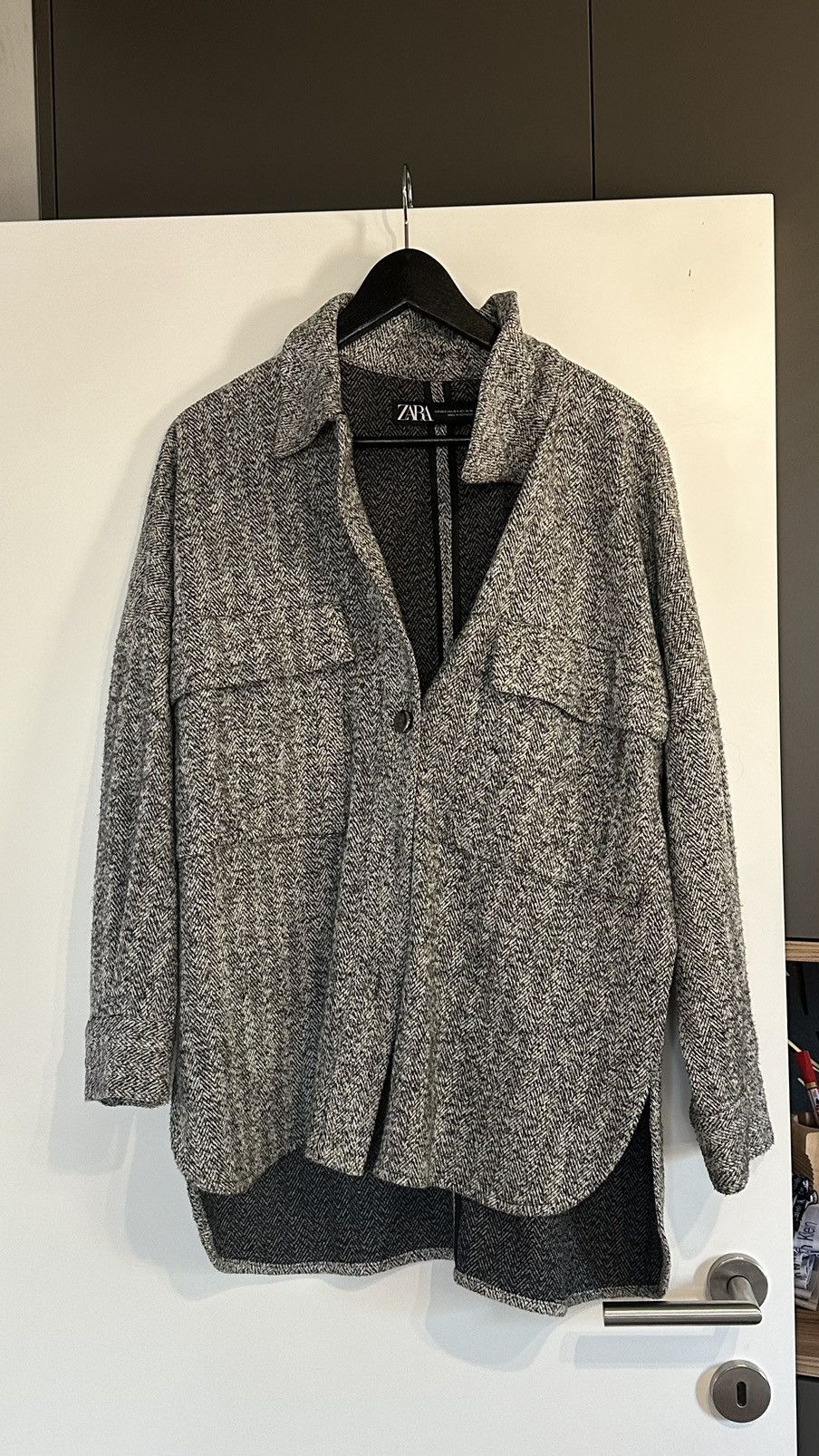 Zara OVERSIZED JACKET - ZARA Size S / US 4 / IT 40 - 1 Thumbnail