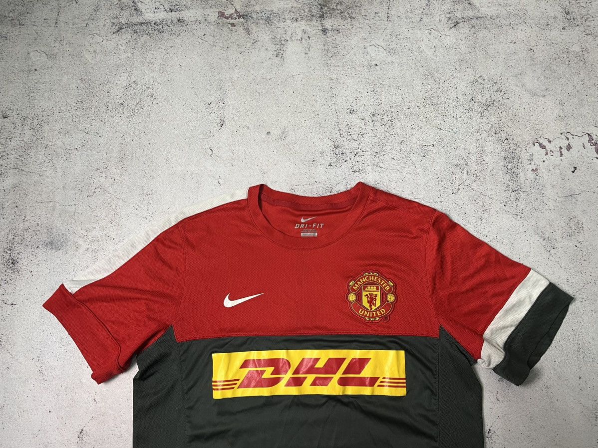 Nike NIKE FC MANCHESTER UNITED 2012/2013 TRAINING SOCCER JERSEY Size US L / EU 52-54 / 3 - 2 Thumbnail