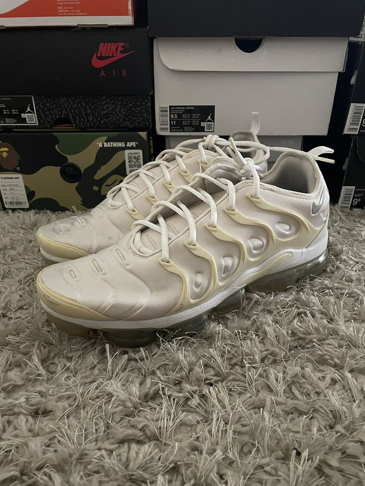 Nike Nike Air VaporMax Triple White Size US 12 / EU 45 - 1 Thumbnail