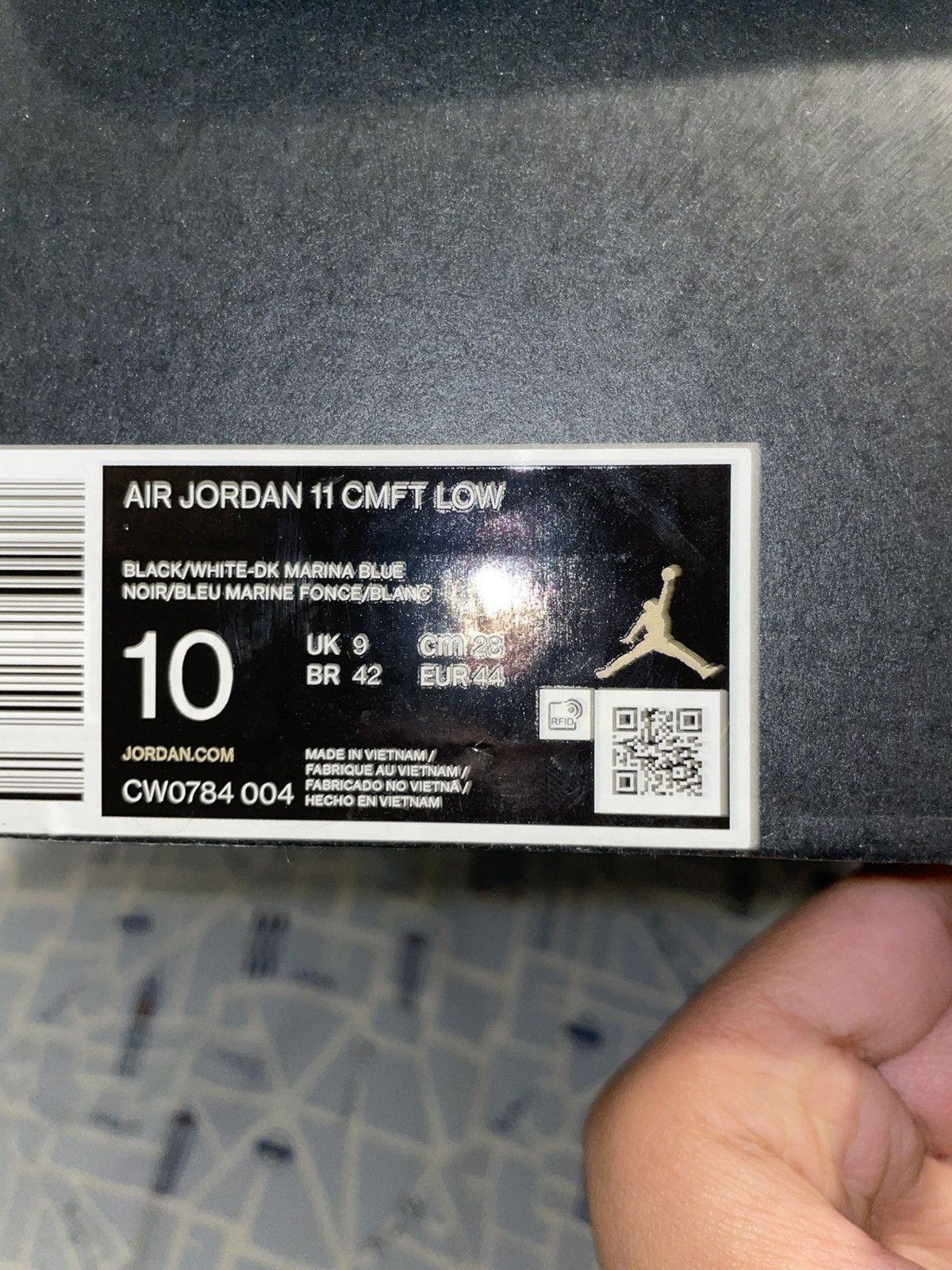 Jordan Brand Air Jordan 11 CMFT Low Size US 10 / EU 43 - 8 Thumbnail