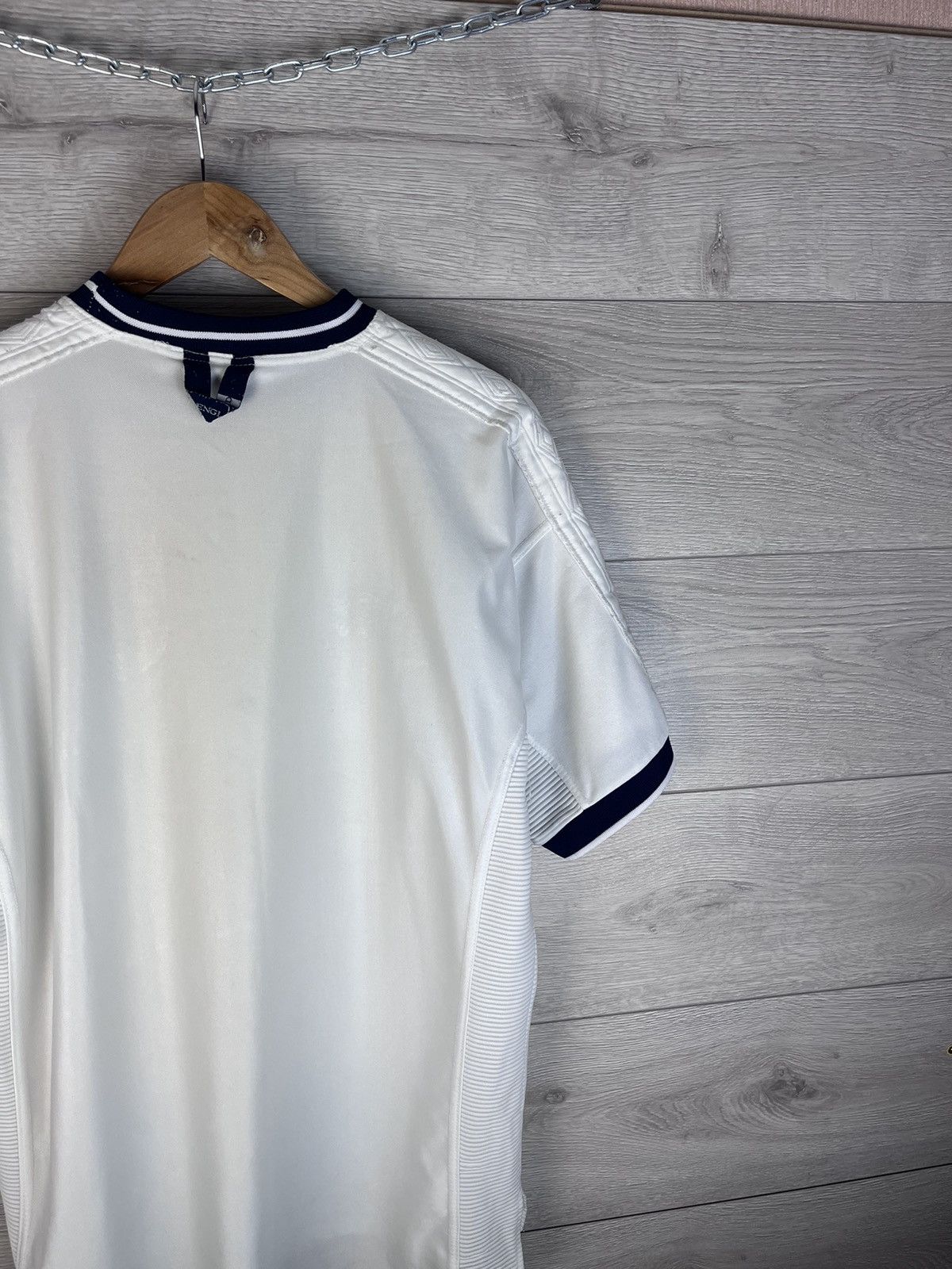 Umbro Vintage men’s soccer t-shirt Umbro England size L UEFА Size US L / EU 52-54 / 3 - 14 Thumbnail