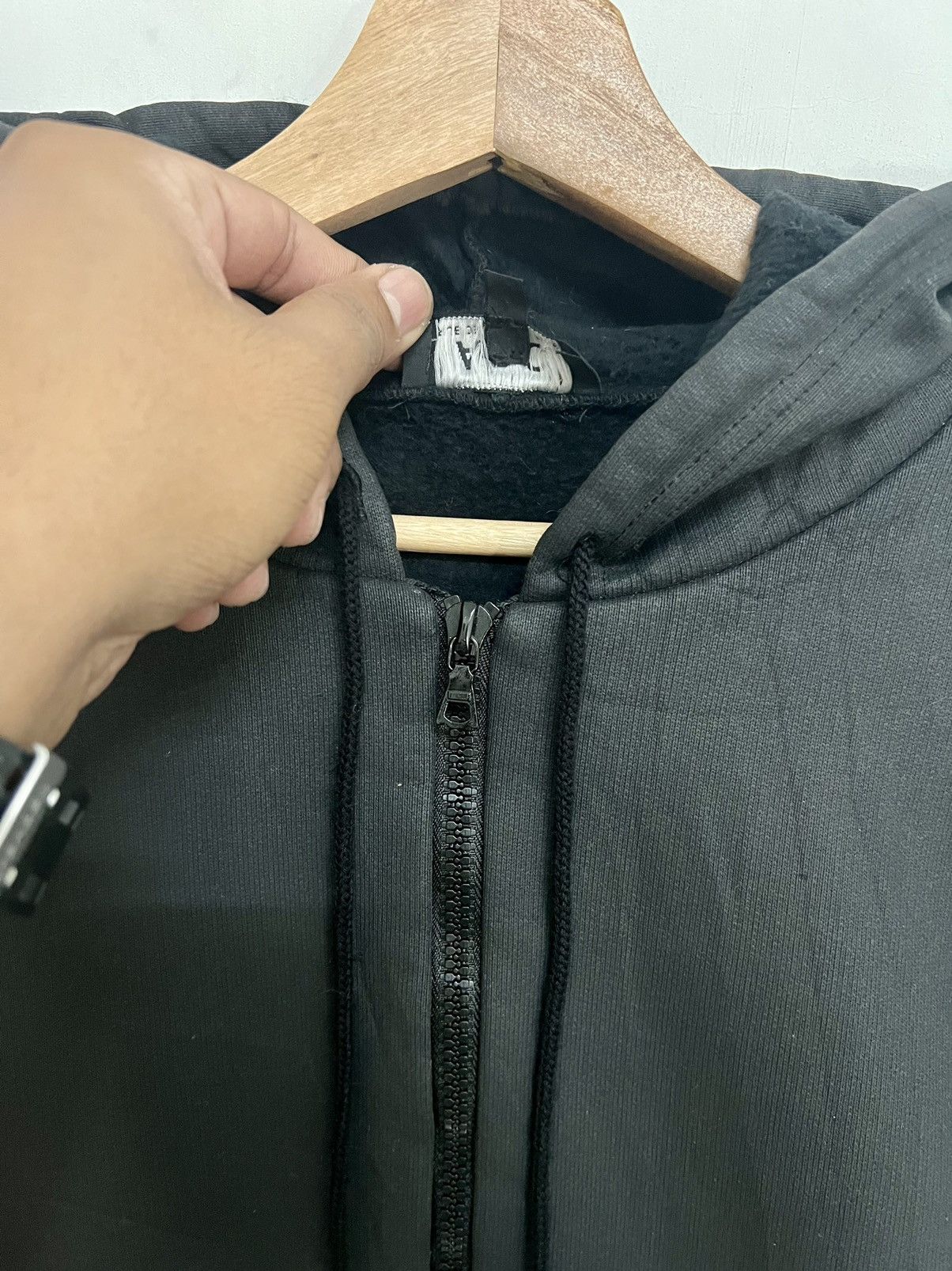 A.P.C. A.P.C BLACK WAX HOODIE SWEATSHIRT Size US L / EU 52-54 / 3 - 6 Thumbnail