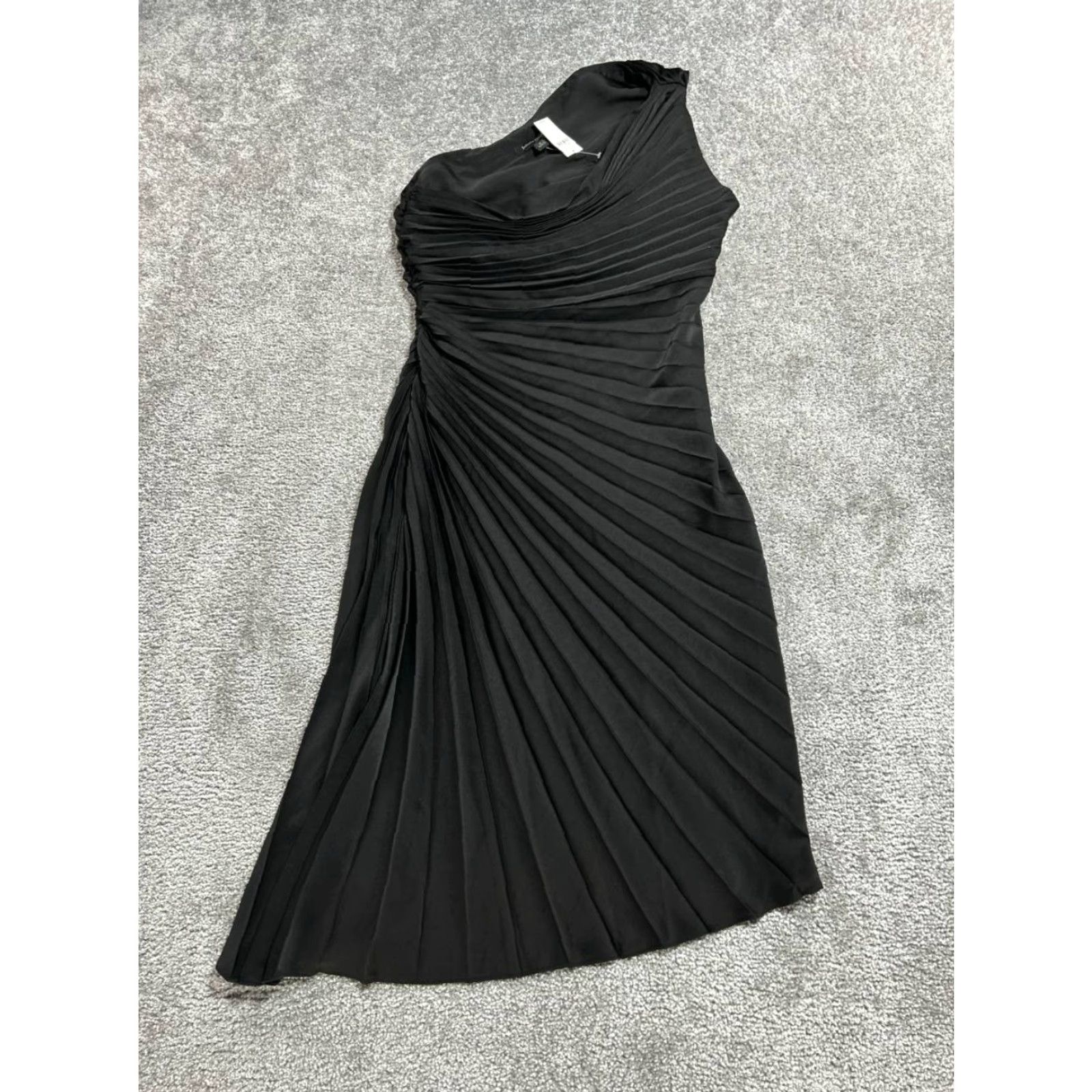 Banana Republic Banana Republic Dress Women 6 Black One Shoulder Pleated Midi Sleeveless Pullover Solid Casual Classic Womens Size M / US 6-8 / IT 42-44 - 2 Thumbnail