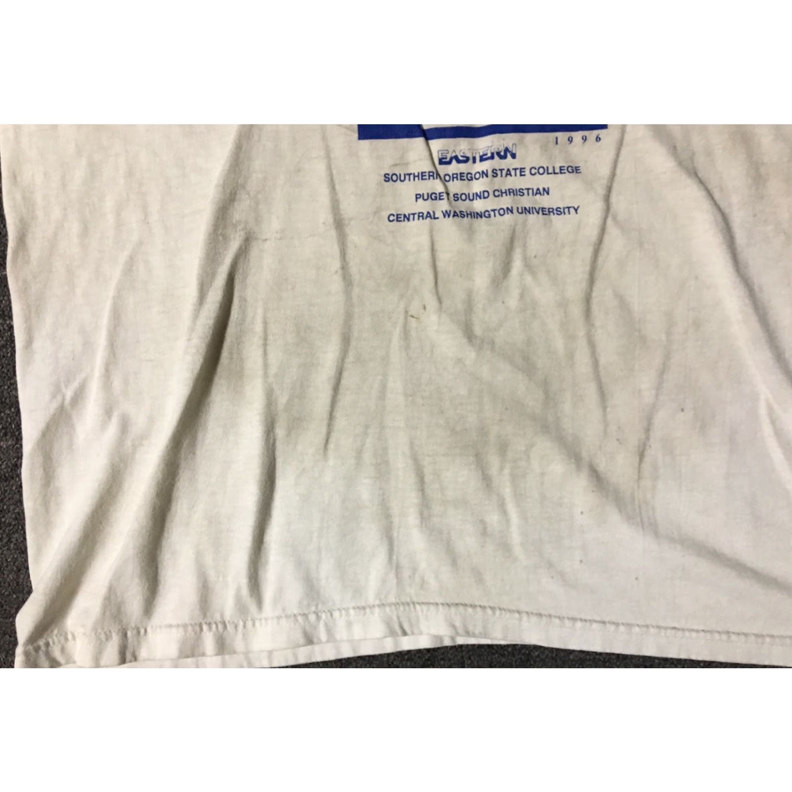 Hanes VINTAGE Quinn Classic Basketball Shirt Mens 2XL White Grunge 90s College USA USA Graphic Distressed 90s Basketball Shirt Size US XXL / EU 58 / 5 - 5 Thumbnail
