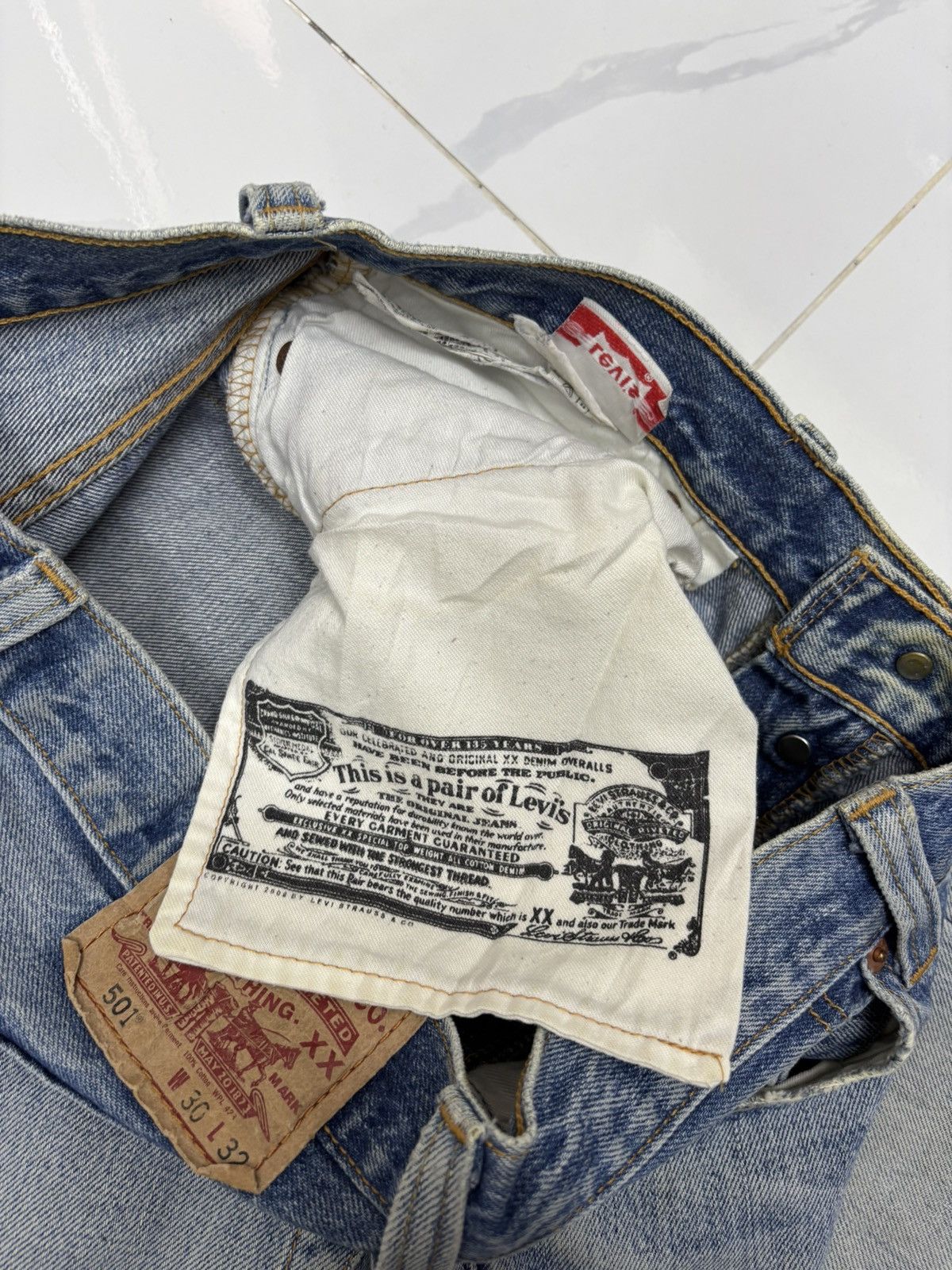 Levi's Levis 501 Straight Leg Button-fly Distressed Kurt Cobain Size US 30 / EU 46 - 12 Thumbnail