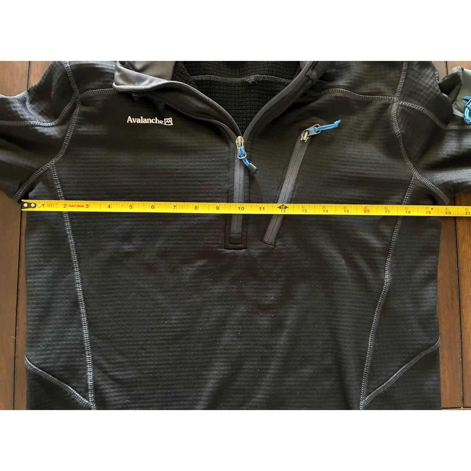 Avalanche Avalanche Men’s 1/4 Zip Performance Pullover Jacket Small Gray Jacket 1/4 Zip Men’s Size Small Gray Activewear Outdoor Fall Spring"} Size US S / EU 44-46 / 1 - 3 Thumbnail