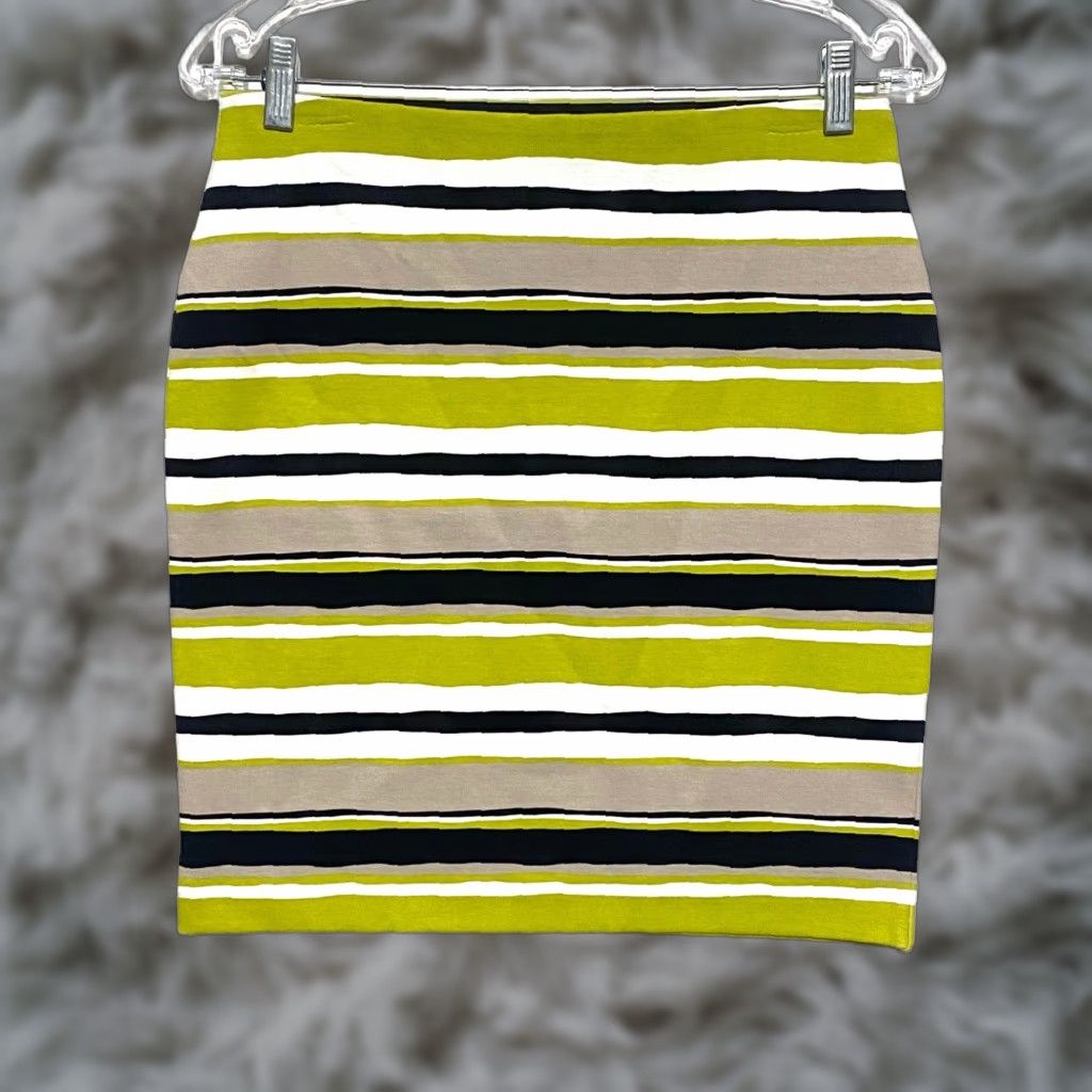 Ann Taylor VINTAGE? No. (Skip) Ann Taylor Pencil Skirt Pull On Striped Green Tan White NWT Stretch 4 Petite 4P Size 27" / US 4 / IT 40 - 1 Thumbnail
