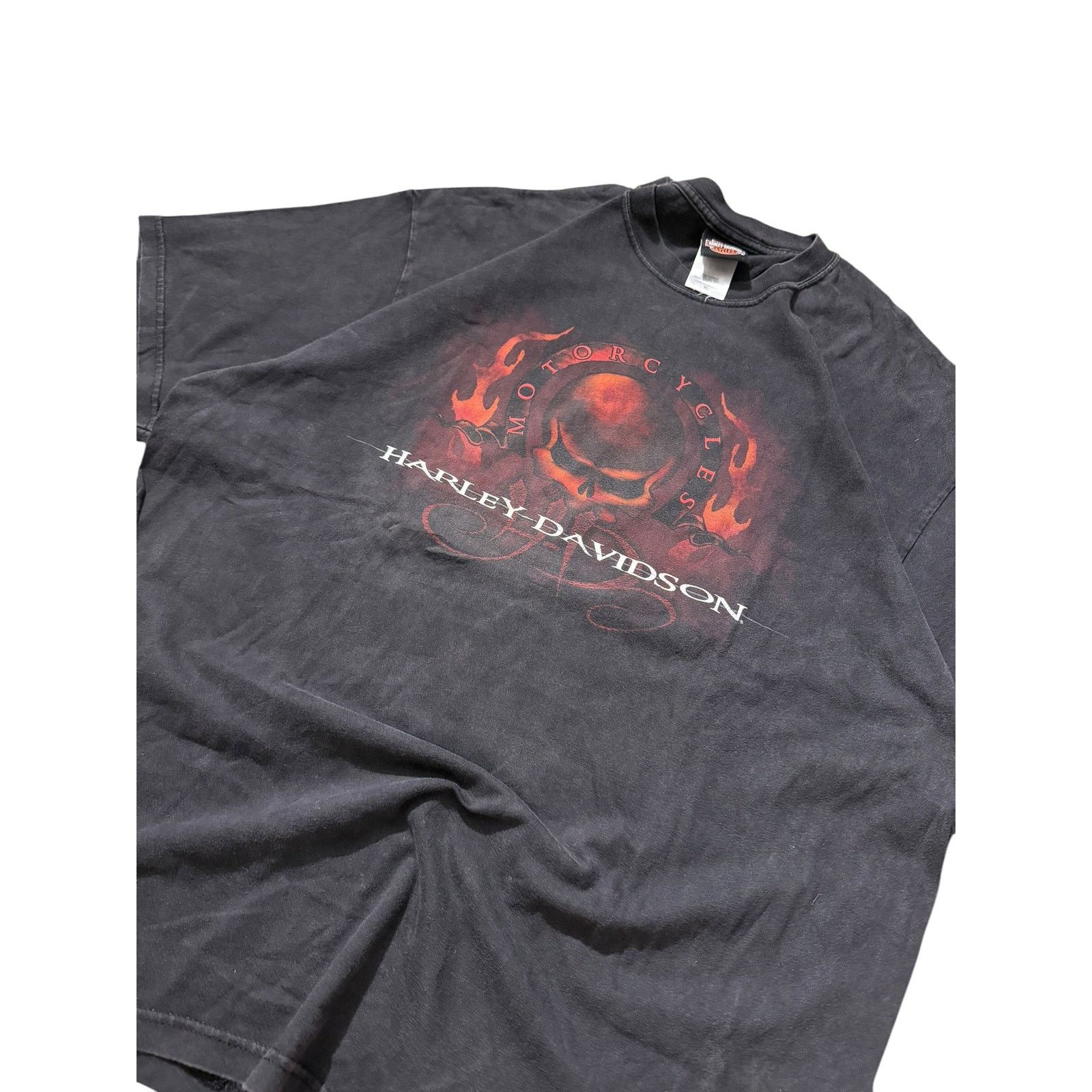 Vintage Vintage HD Willie G Skull Red Flames Tee Green Mtn VT Size US XXL / EU 58 / 5 - 2 Thumbnail