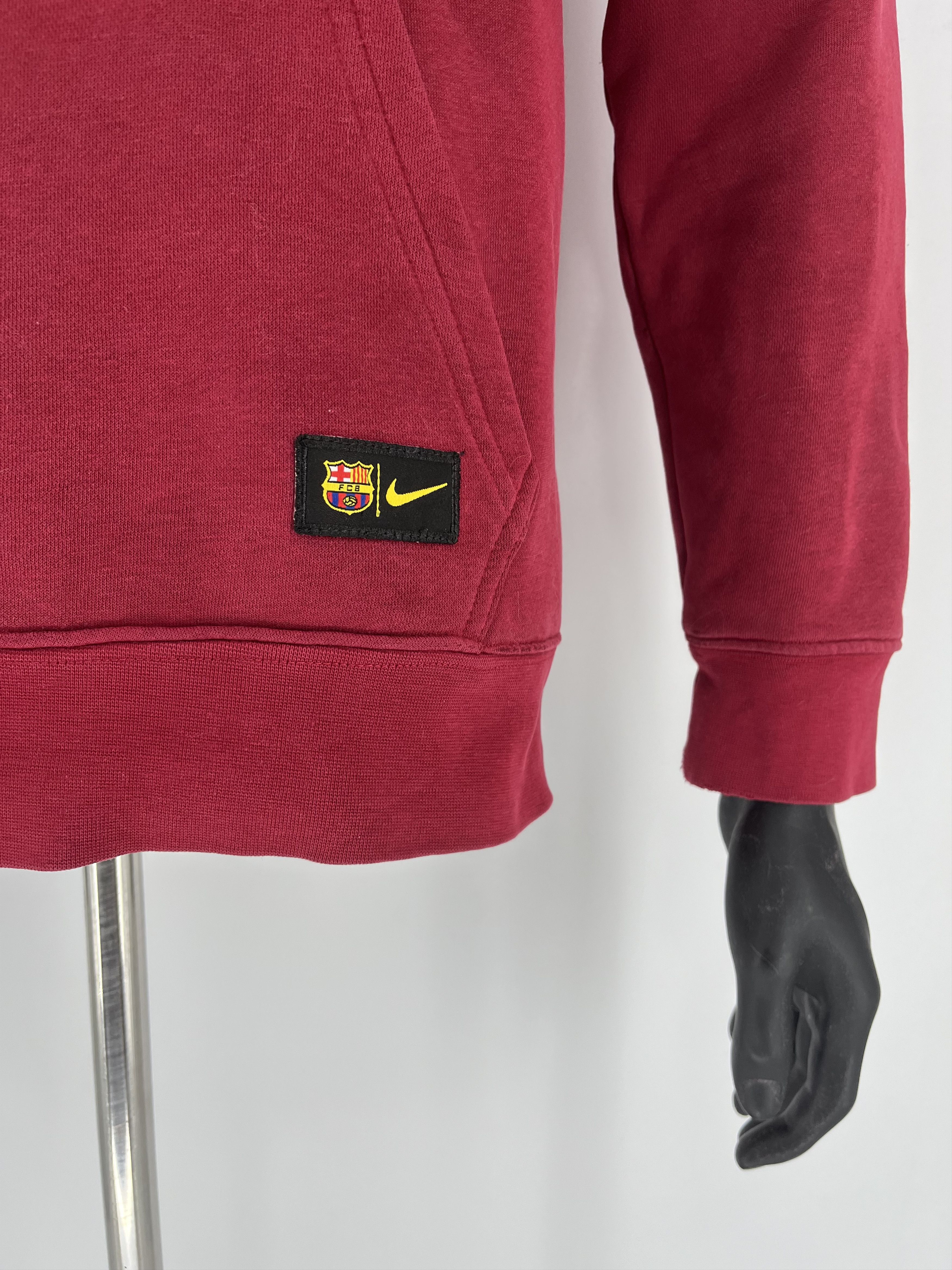 Nike Vintage Nike FCB Barcelona Big Logo Y2k Hoodie Size US M / EU 48-50 / 2 - 7 Thumbnail