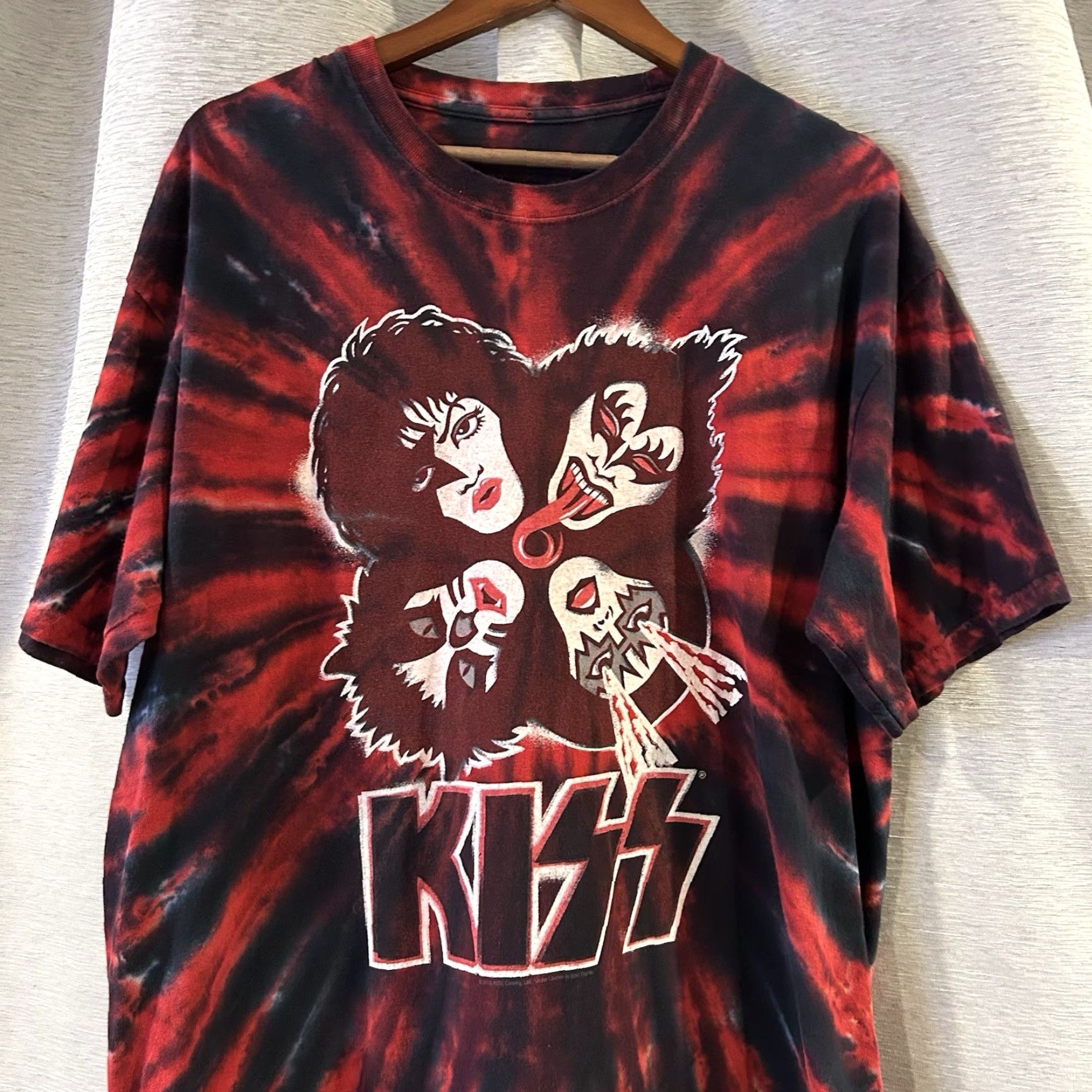 Liquid Blue VINTAGE Liquid Blue T-Shirt Kiss Tie Dye Red Black White Men XL Crew Neck Short Sleeve Shirt Size US XL / EU 56 / 4 - 3 Thumbnail