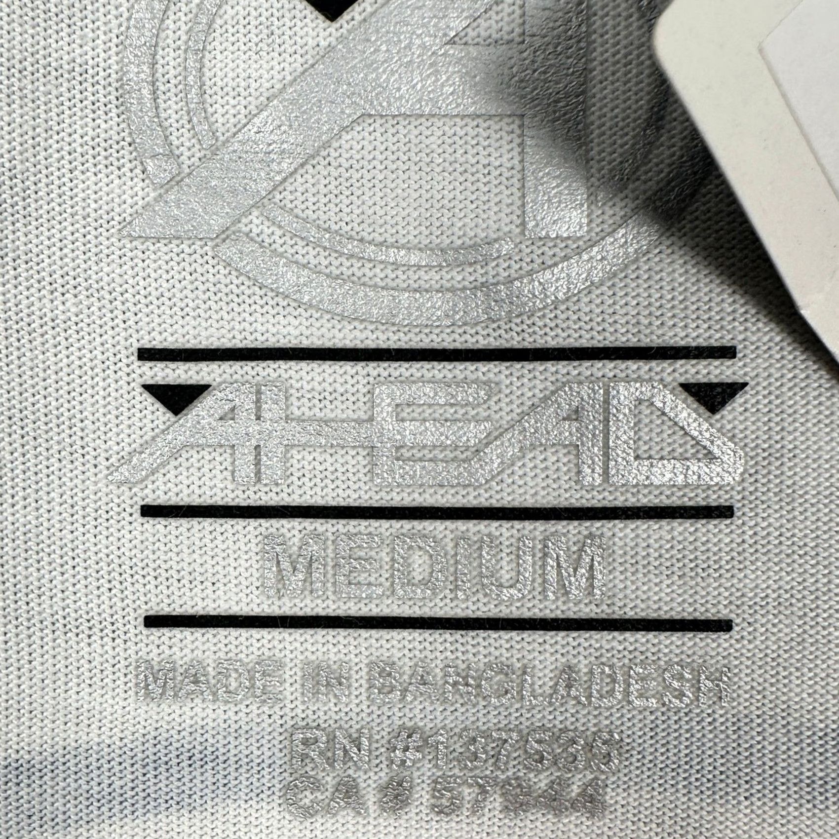 Vintage Ahead Sweatshirt Womens Medium White Logo Pullover Crew Neck Short Description: Trump National Bedminster? Size M / US 6-8 / IT 42-44 - 4 Thumbnail