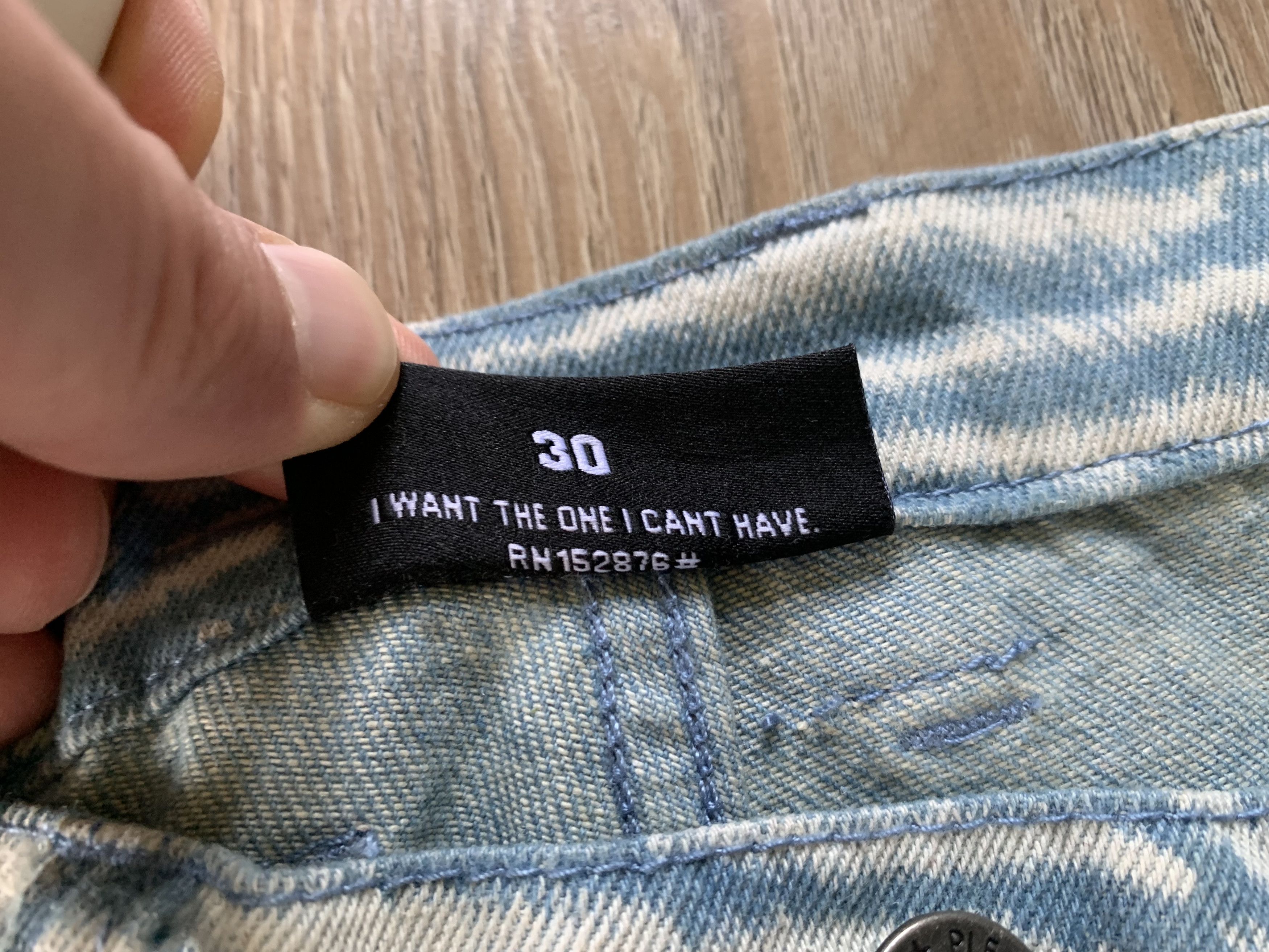 Designer × Pleasures Pleasures Tie Dye Light Blue Denim Shorts Size US 30 / EU 46 - 8 Thumbnail