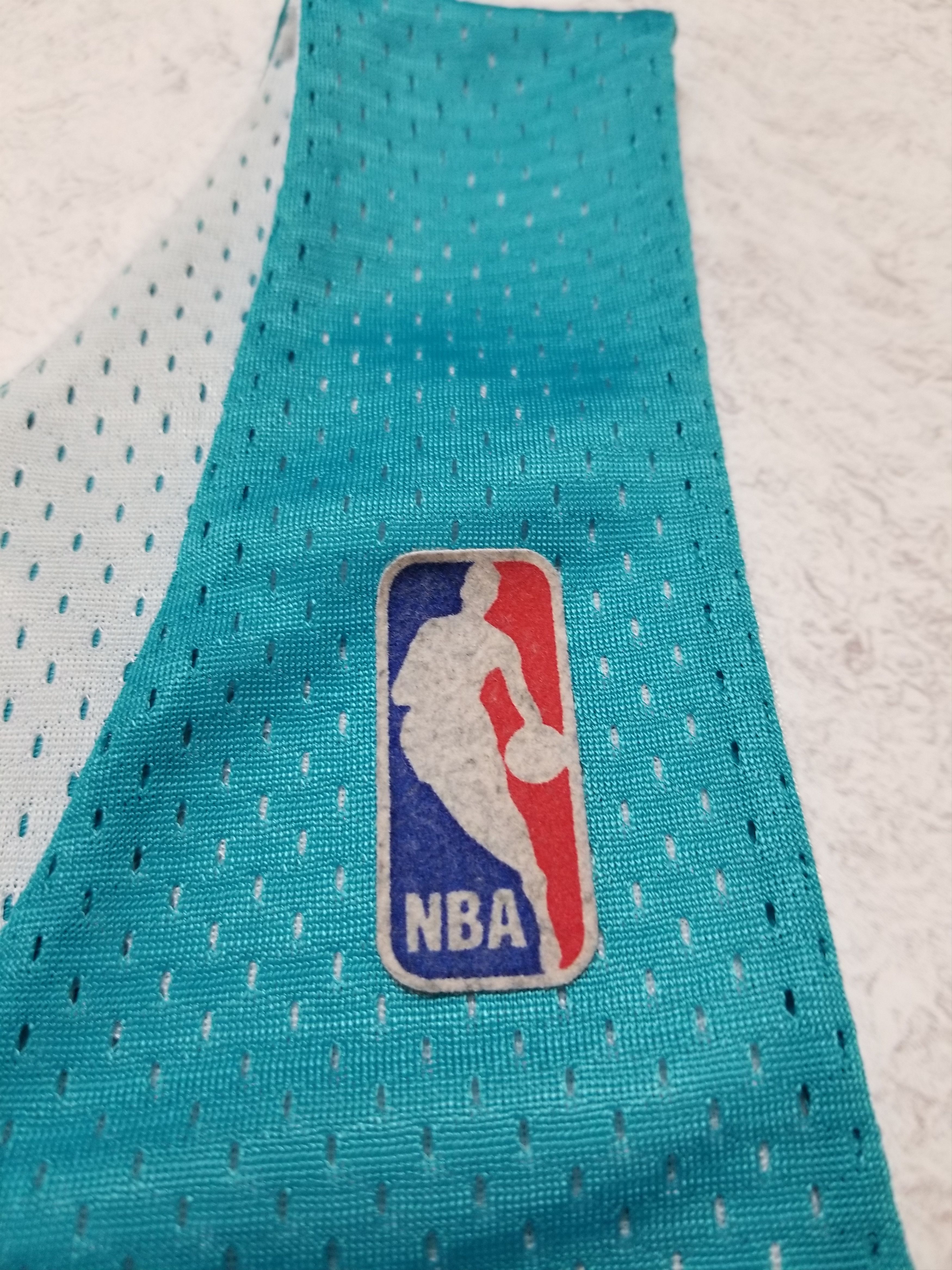 Mitchell & Ness NBA Charlotte Hornets Mitchell & Ness Reversible Jersey Size US S / EU 44-46 / 1 - 17 Thumbnail
