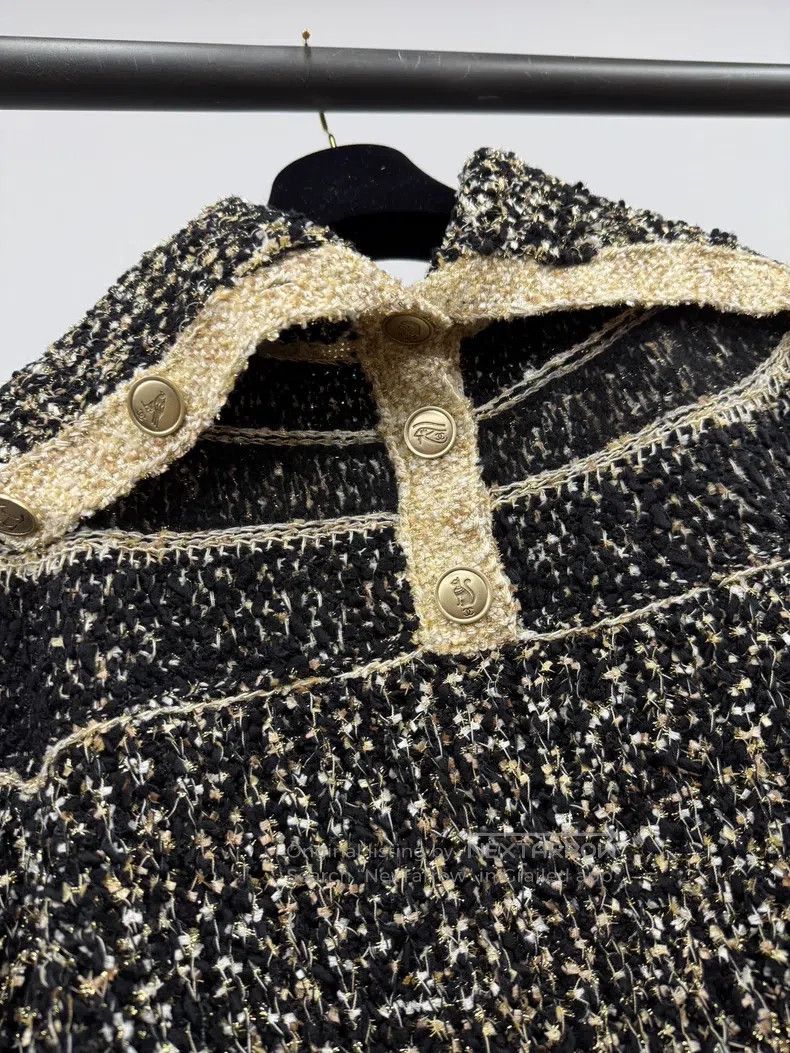 Chanel Chanel Egyptian series black and gold lapel sweater Size XS / US 0-2 / IT 36-38 - 3 Thumbnail