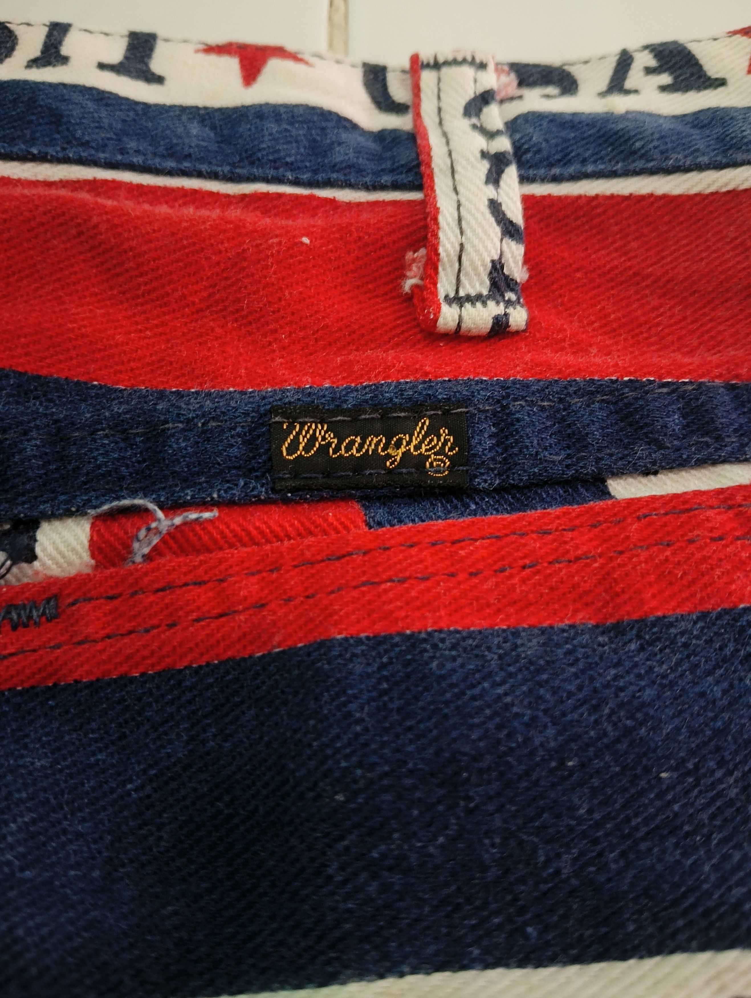 Wrangler vintage wrangler fullprint usa short pants Size US 33 - 3 Thumbnail