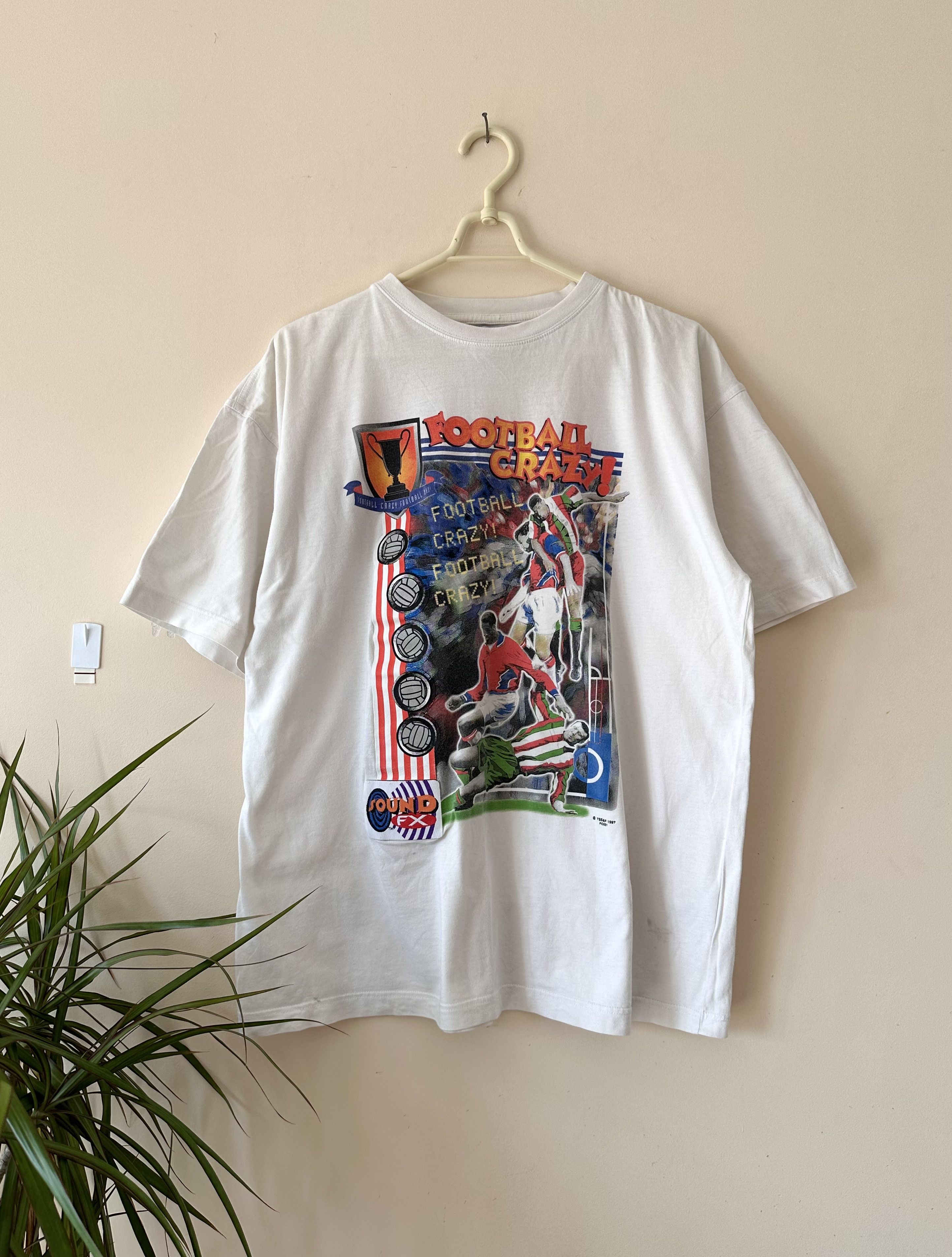 Vintage Vintage Football Crazy t-shirt usa 90s 80s Size US L / EU 52-54 / 3 - 1 Thumbnail