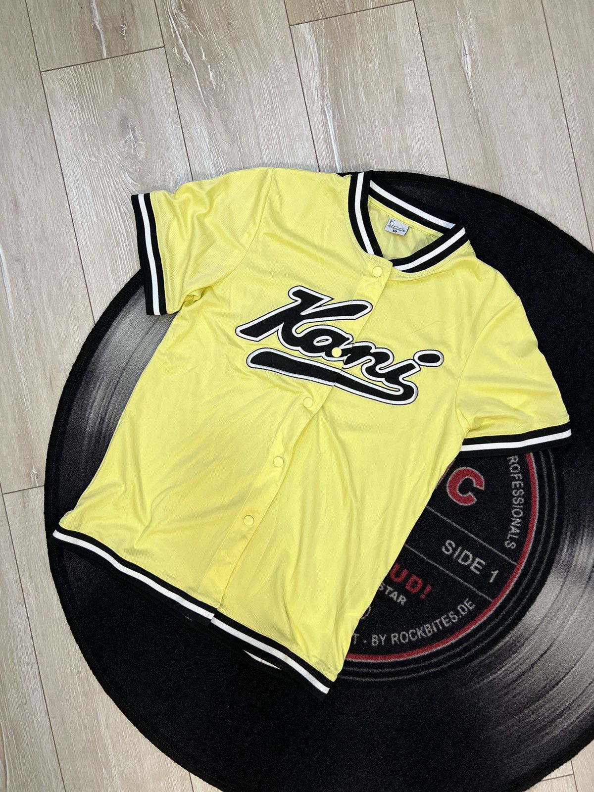 Karl Kani Karl Kani yellow baseball jersey Size M / US 6-8 / IT 42-44 - 2 Thumbnail