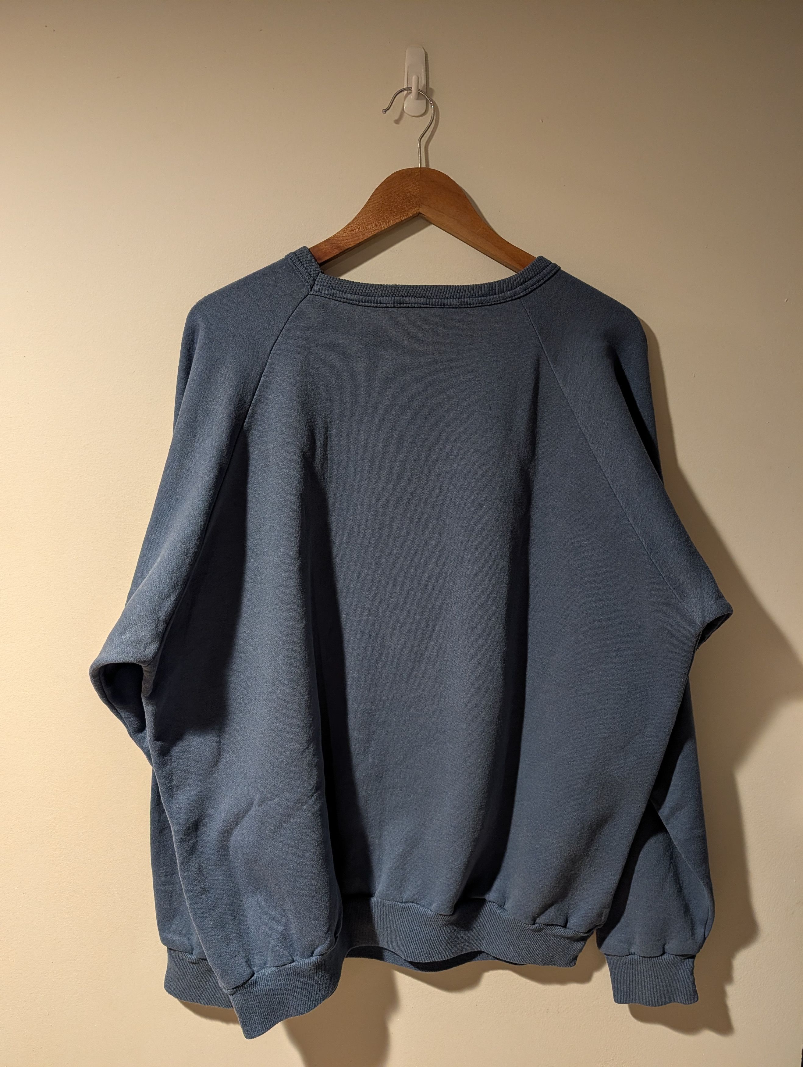 Arts & Science Vintage 90s Bass Animal Nature Wildlife Canada Sweatshirt Size US XL / EU 56 / 4 - 6 Thumbnail