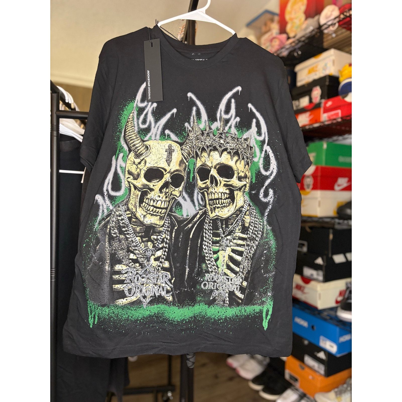 Rockstar Games NWT Sz. L - Men's Rockstar Skull Couple Tee (Black) Size US L / EU 52-54 / 3 - 1 Thumbnail