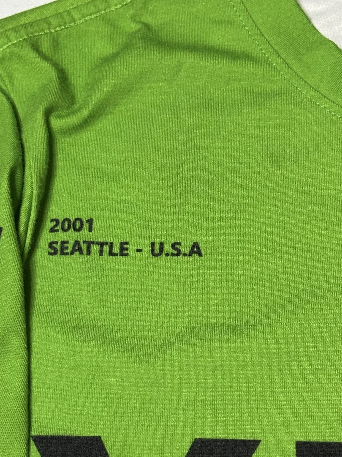 Vintage Xbox "Meta Threads" promotional retro gaming T-shirt. Size US S / EU 44-46 / 1 - 4 Thumbnail