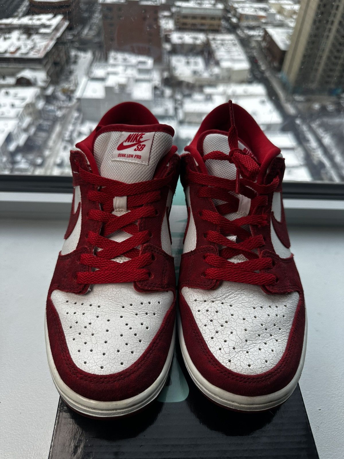 Nike Nike Dunk Low Premium SB 2014 Valentine's Day Red US9 Size US 9 / EU 42 - 1 Thumbnail