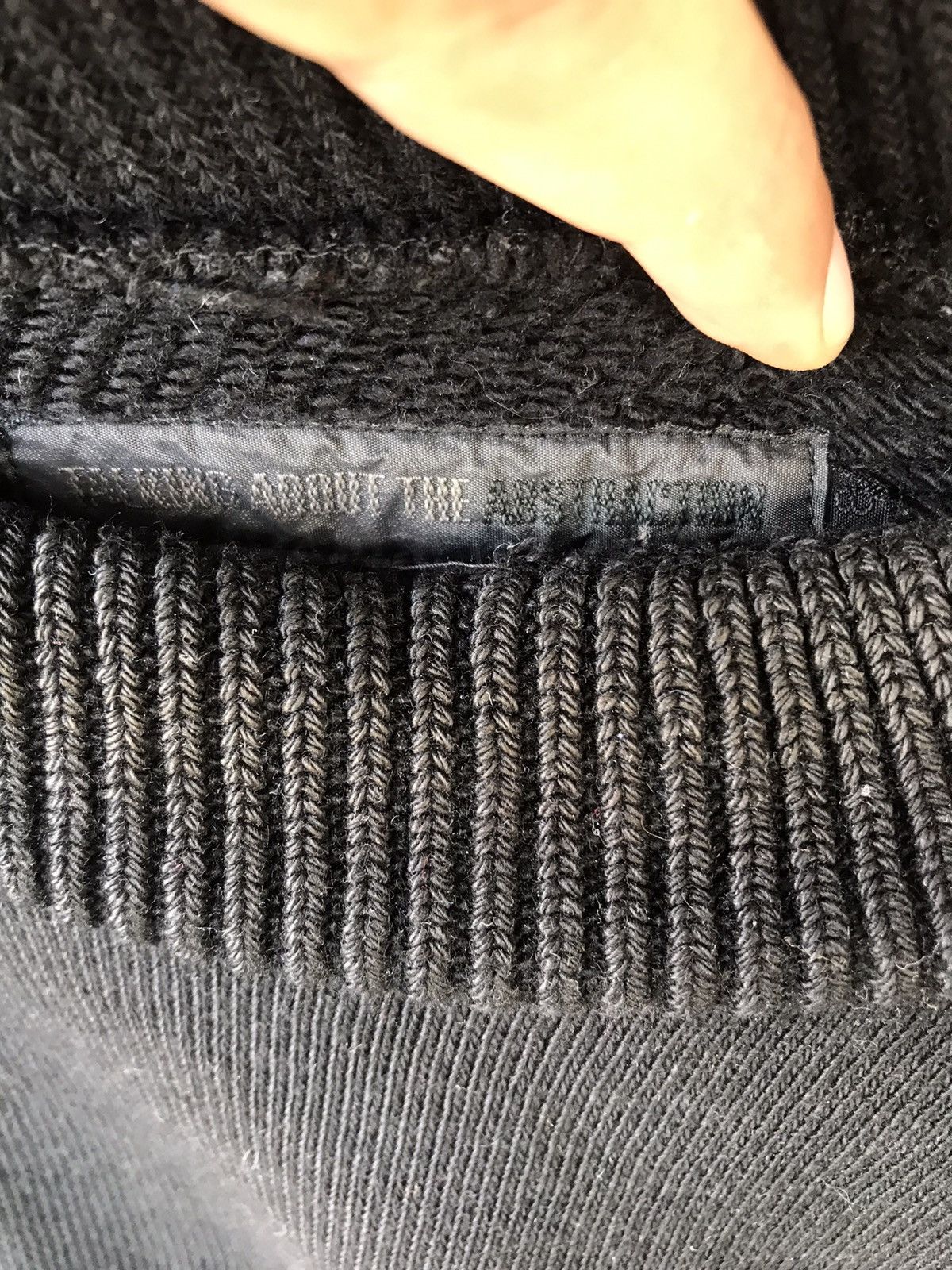 Japanese Brand Talking About The Abstraction TATA Zipper Knitwear Sweater Size US S / EU 44-46 / 1 - 7 Thumbnail