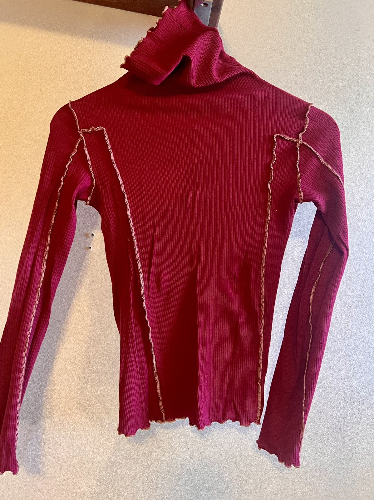 Baserange Baserange burgundy turtleneck top Size M / US 6-8 / IT 42-44 - 1 Thumbnail