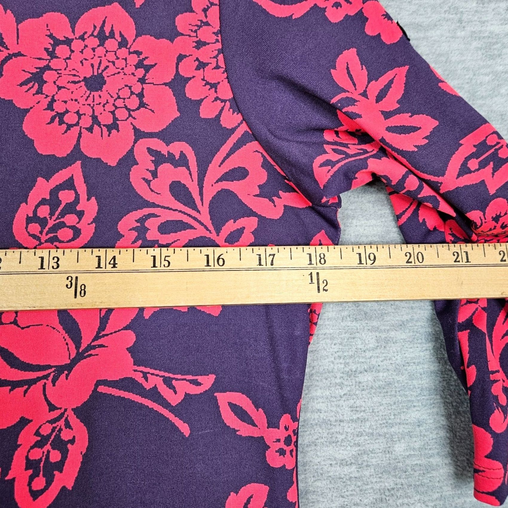 Saint James Saint-James T-Shirt Floral 3/4 Sleeve Red Womens Size 10 Regular Shirt Knit Tee - All Seasons Size L / US 10 / IT 46 - 5 Thumbnail